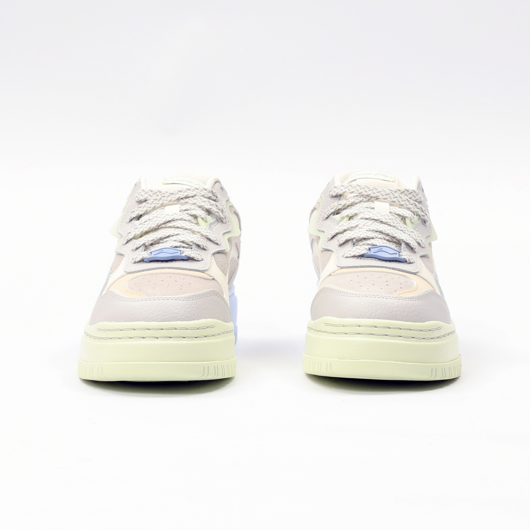 AGCU032-6 Кроссовки Future C1