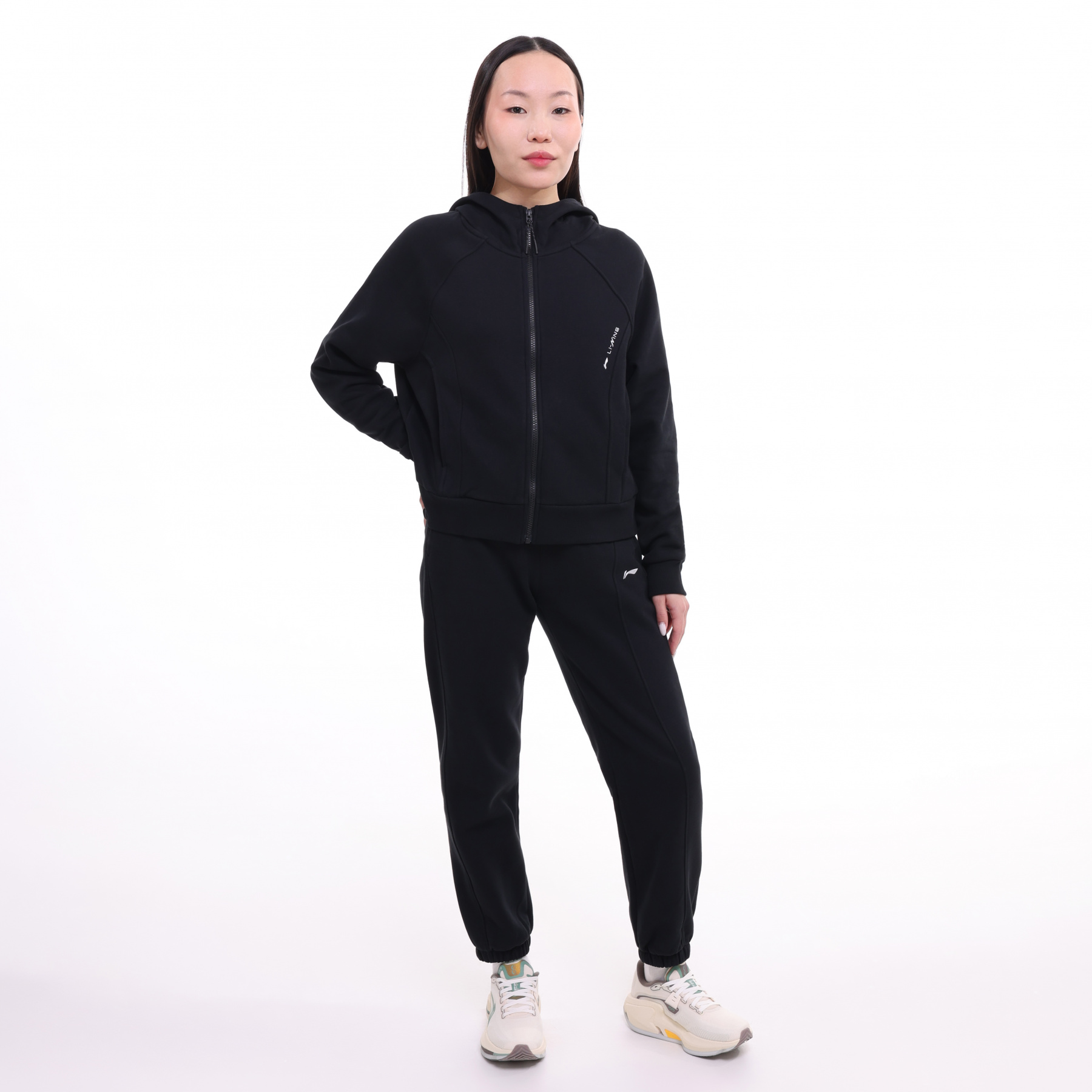 AWDU562-5 Худи Workout черное