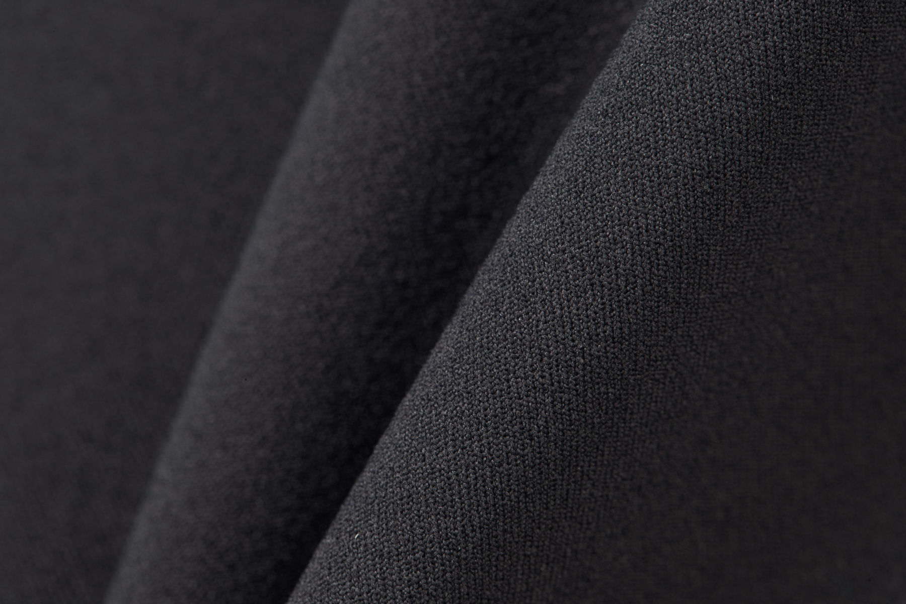 ATLV228-5 Лонгслив Workout черный