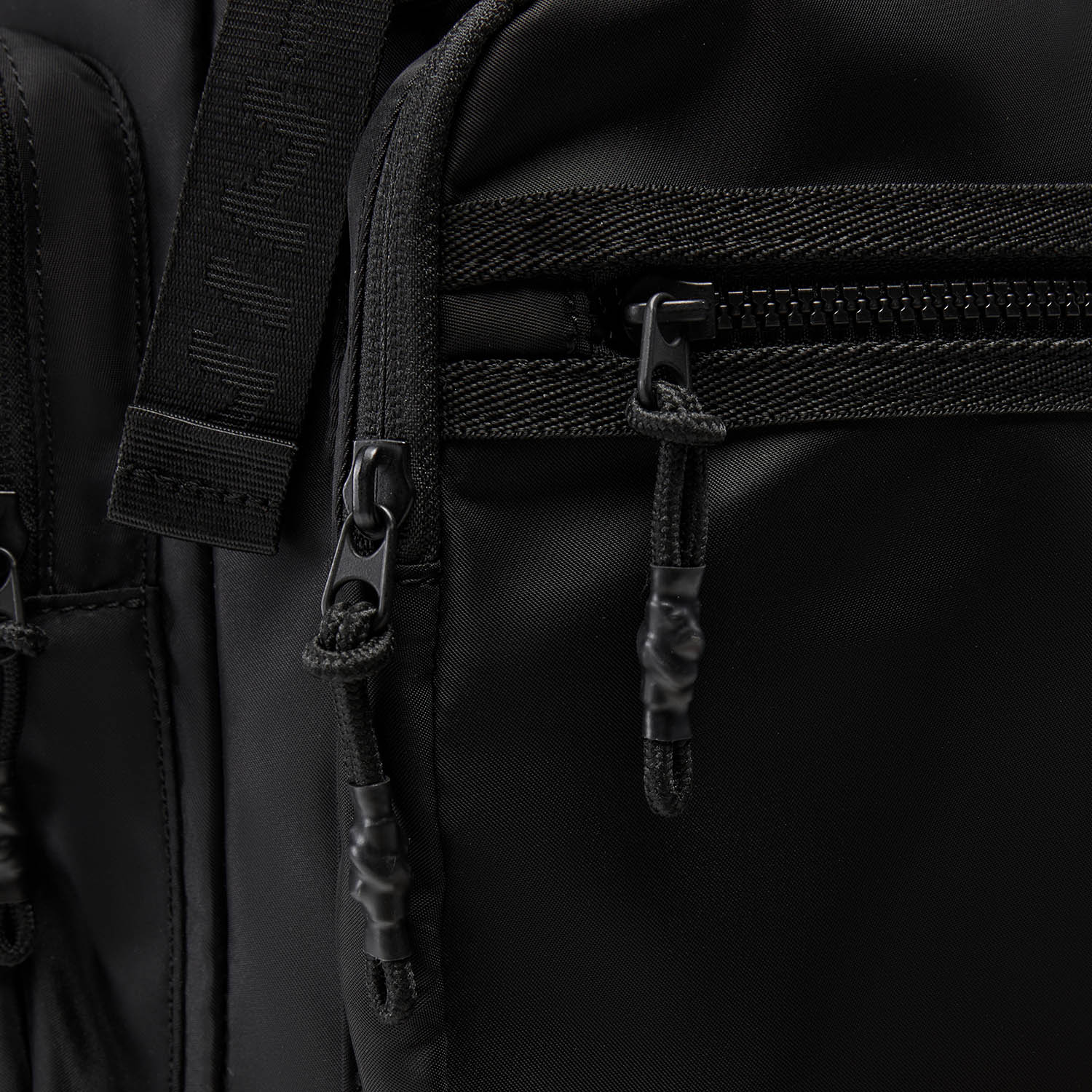 ABSV237-1 Рюкзак Sports Style черный