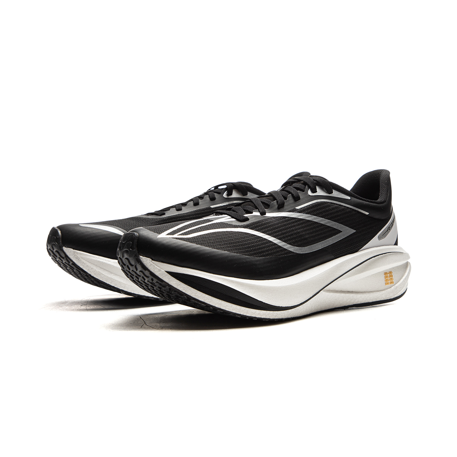 ARMV001-26 Кроссовки беговые Feidian 5 Challenger черный