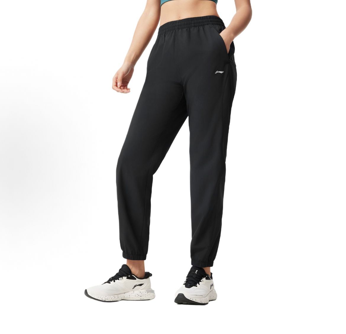 AYKV090-1 Брюки спортивные Essentials черный