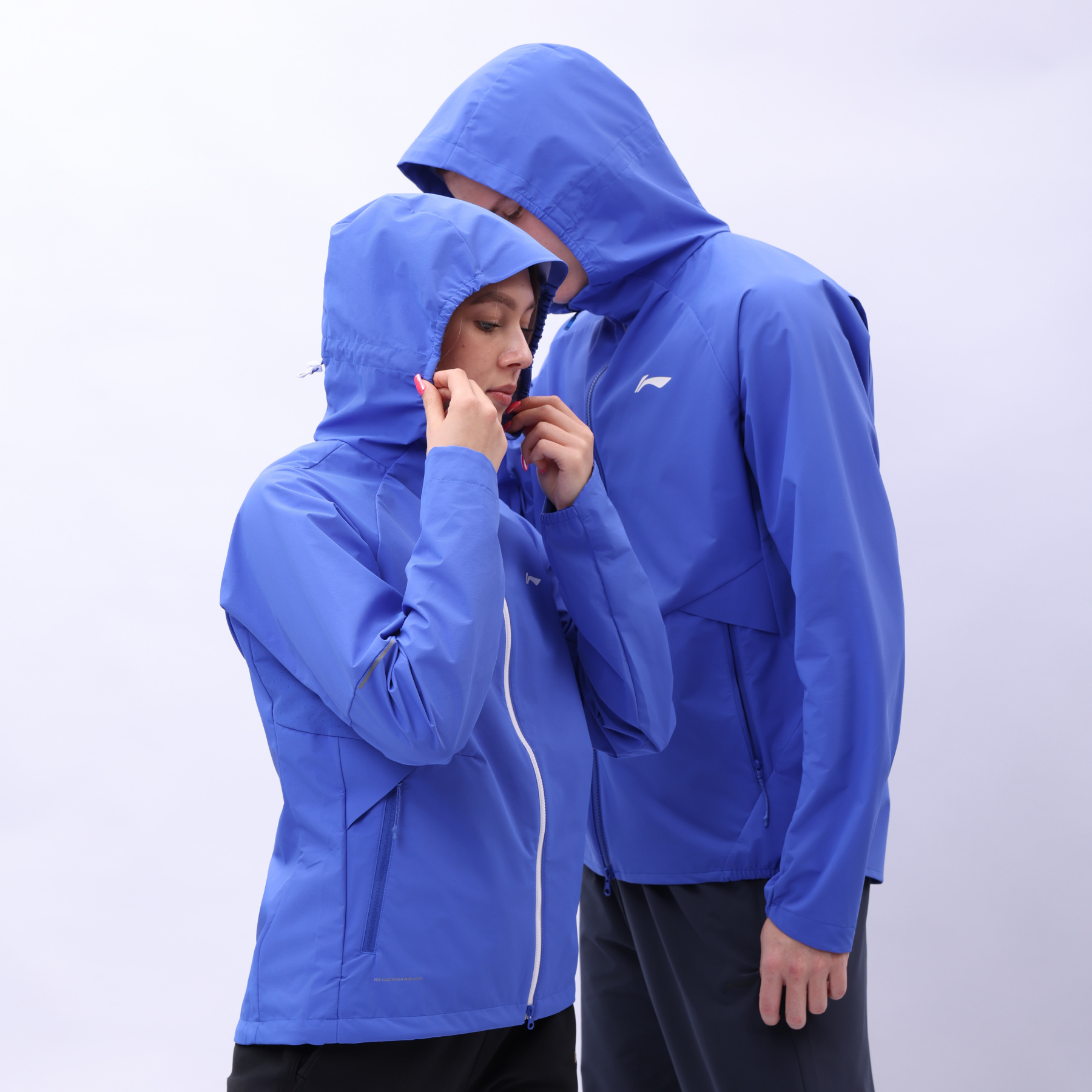 AFDV044-4 Ветровка Jogging синий