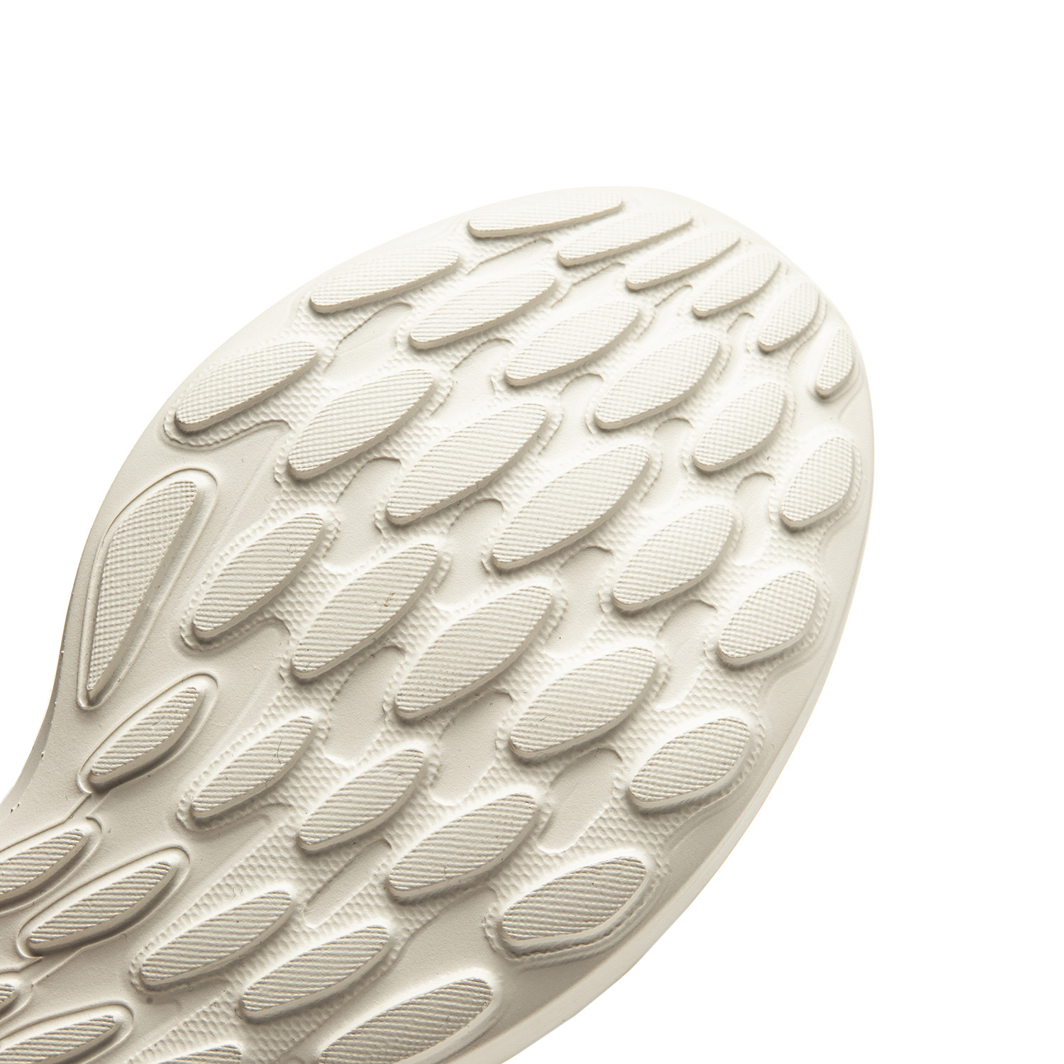 ARSV059-1 Кроссовки Light Cloud белый