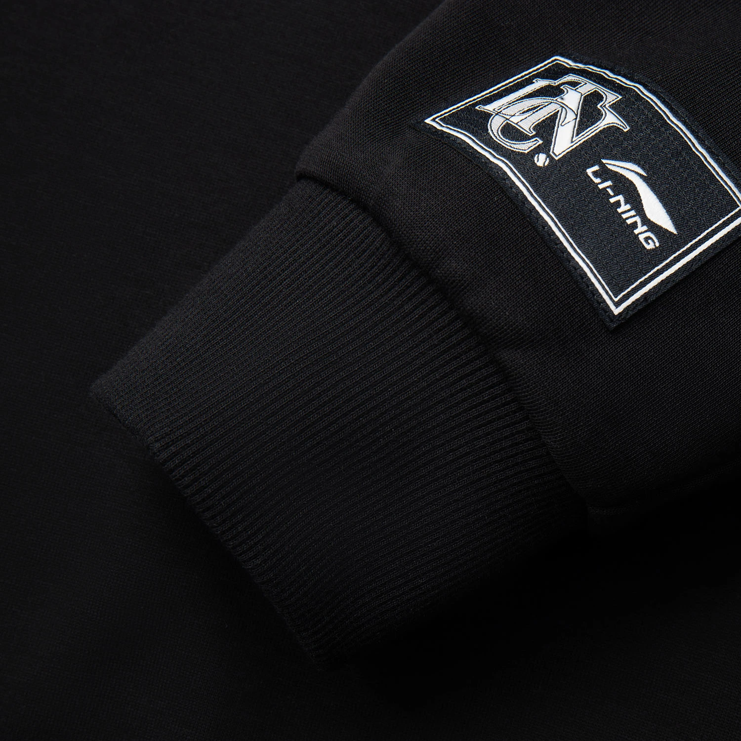 AWDV567-4 Толстовка Sports Style черный