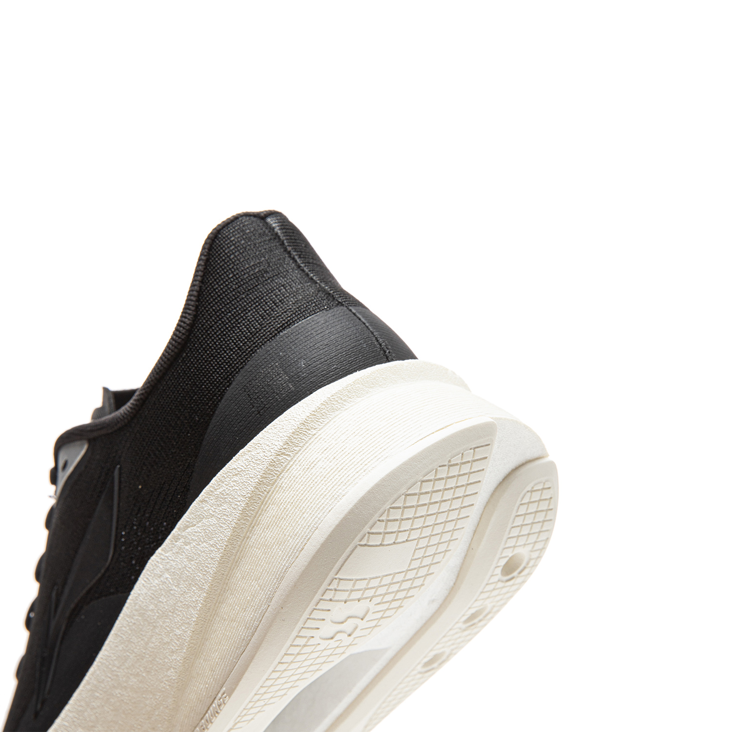 ARBW008-6 Кроссовки беговые Professional Running черный