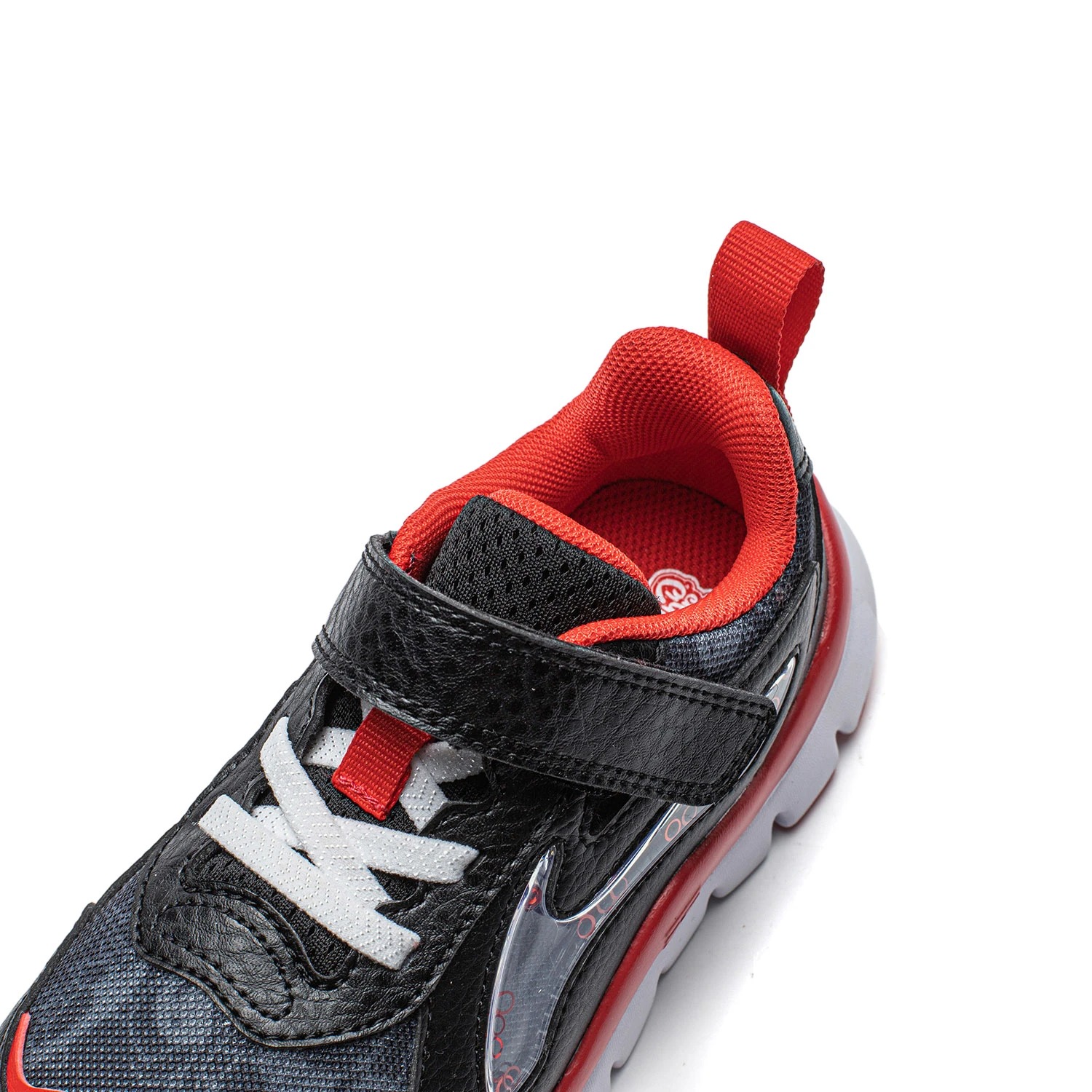 YKNU028-3 Кроссовки