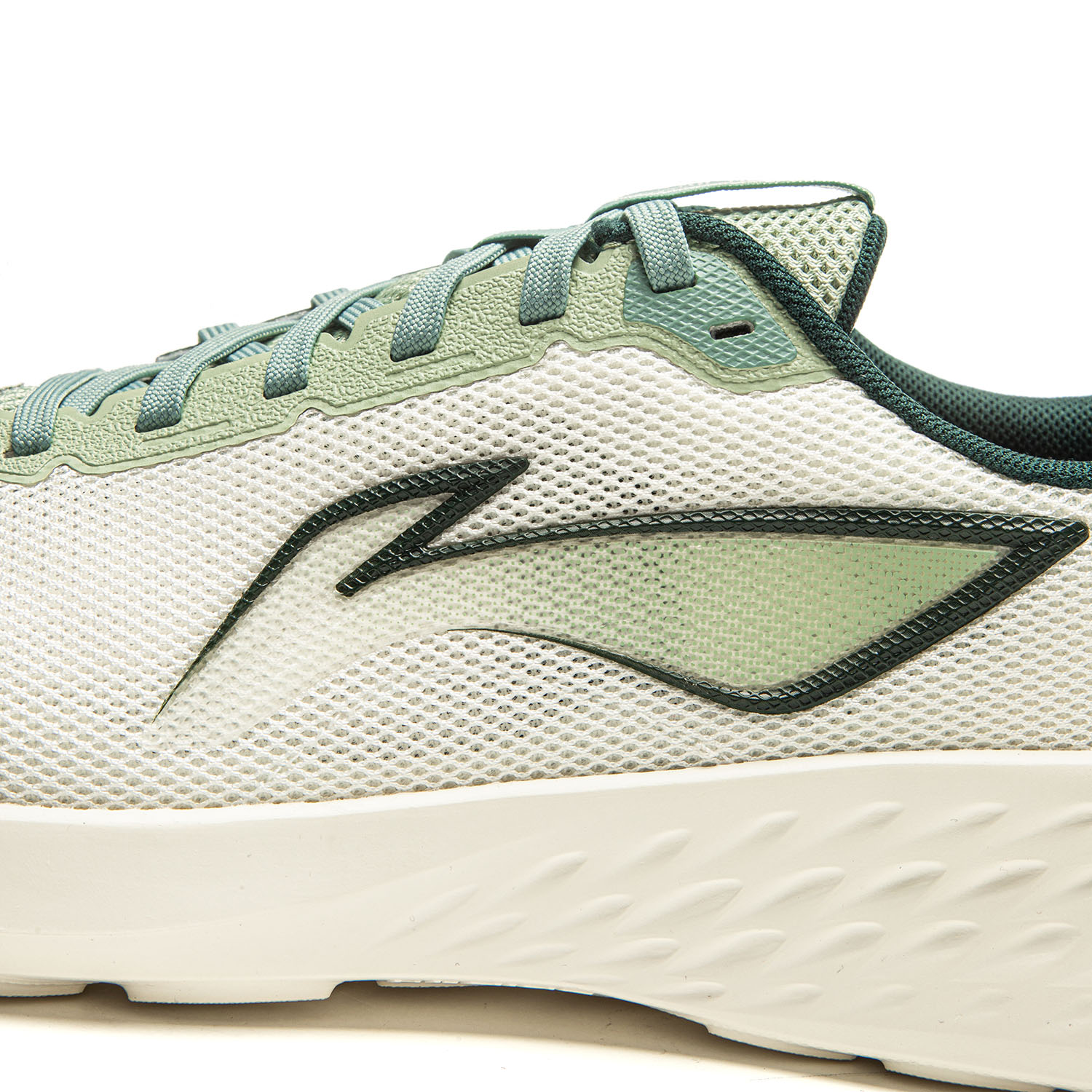 ARSV059-1 Кроссовки Light Cloud белый