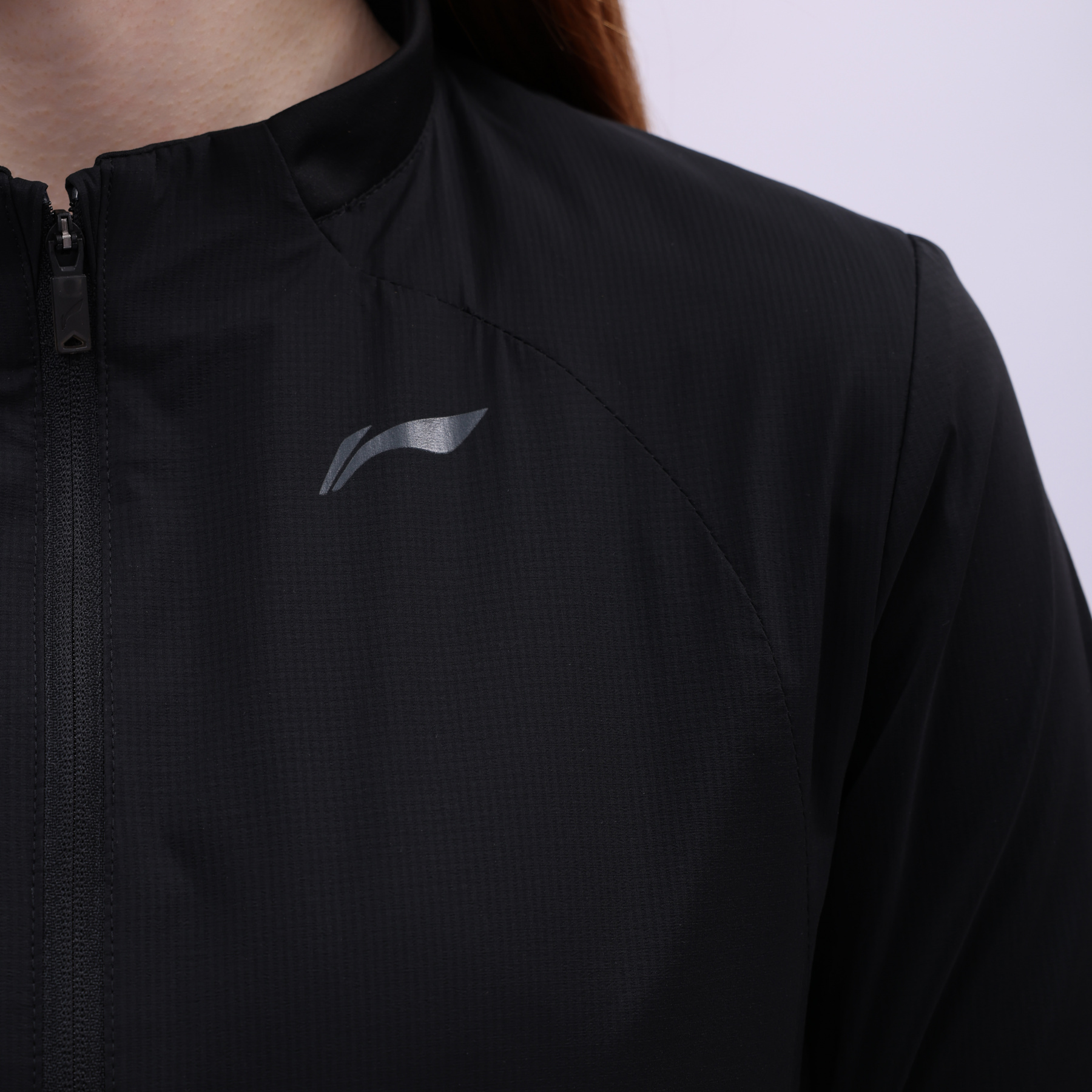 AFMU002-1 Ветровка Running черная