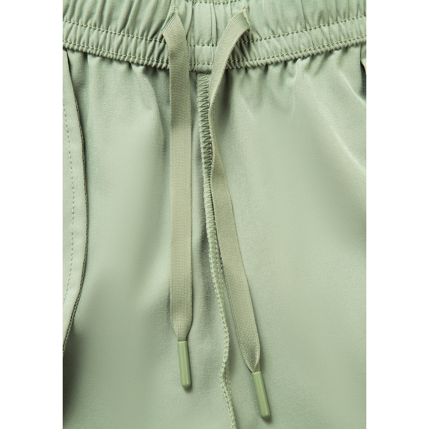 AYKV135-17 Брюки спортивные Essentials зеленый