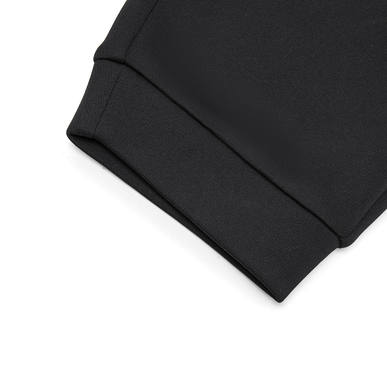 AKLW037-3 Брюки джоггеры Essentials черный