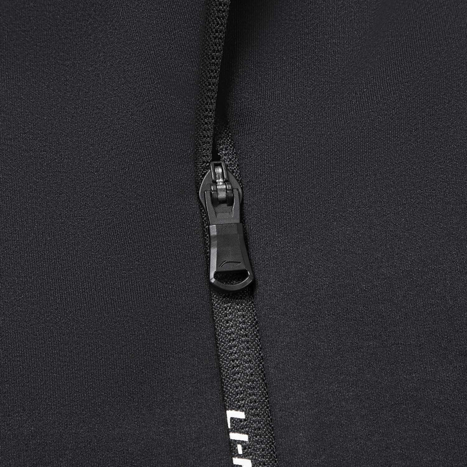 AWDV975-3 Куртка Essentials черный