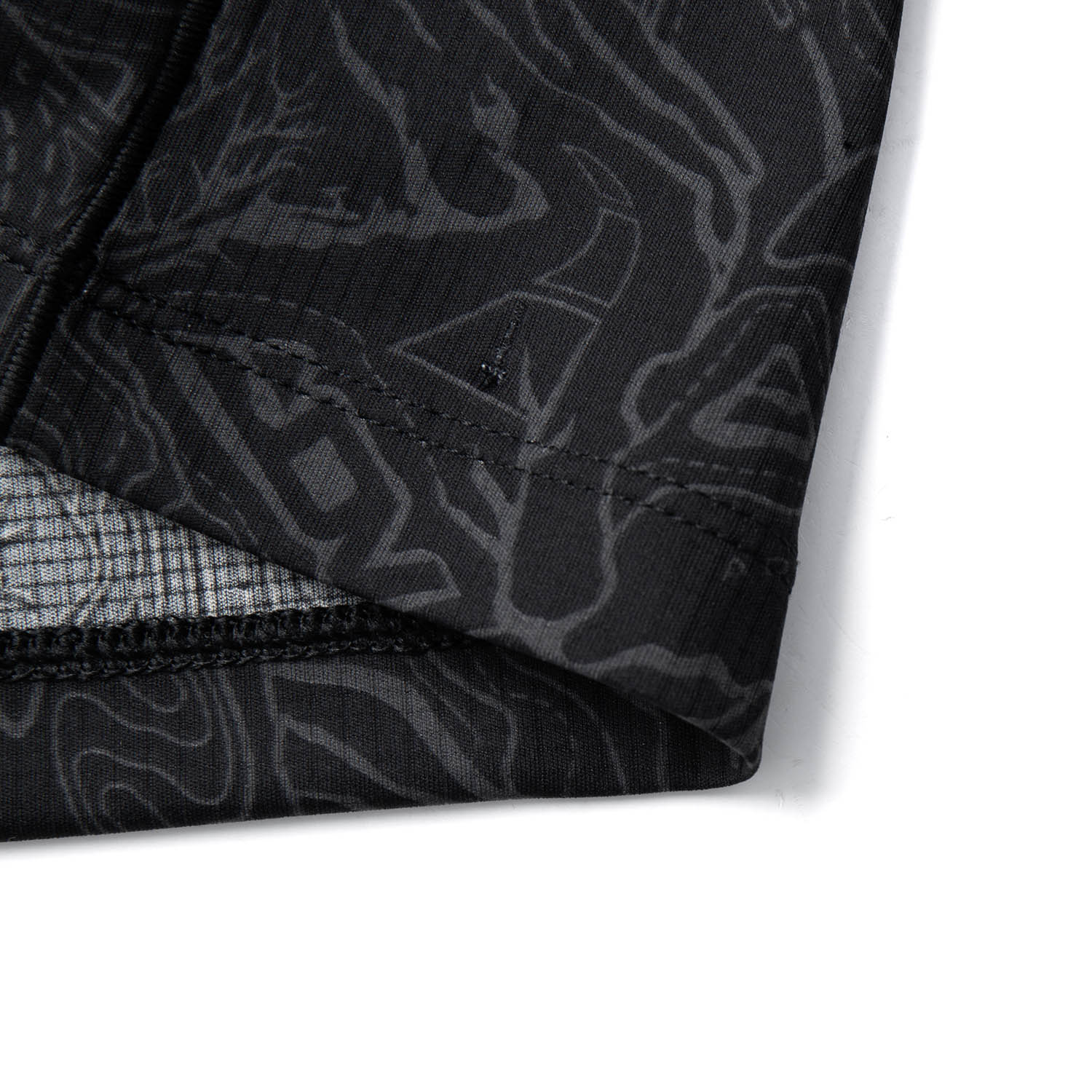 ATSV373-1 Футболка Trail Running черный / мультиколор