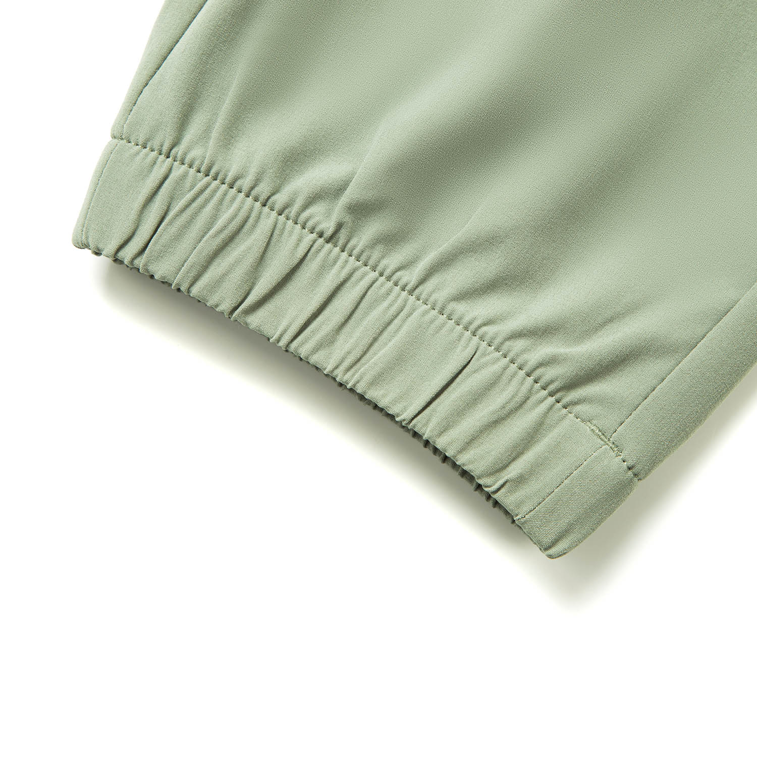 AYKV135-17 Брюки спортивные Essentials зеленый