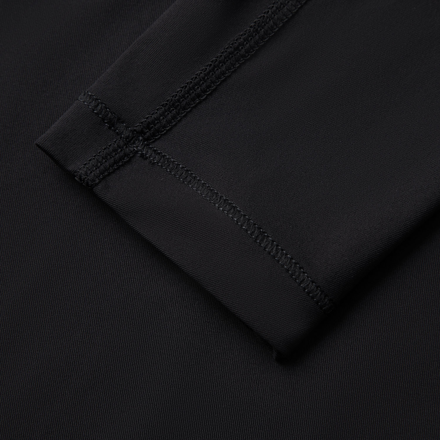 AUDV055-1 Лонгслив Workout черный