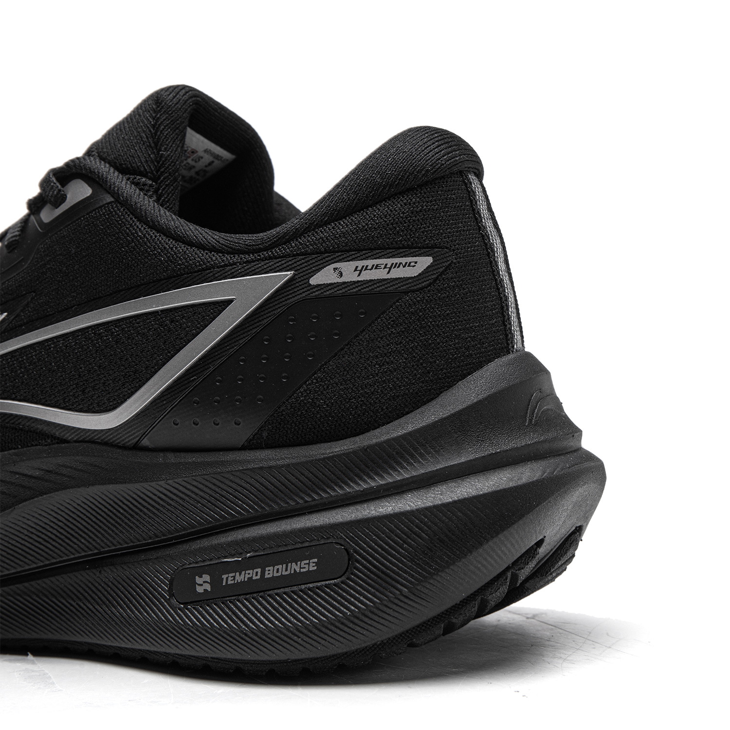 ARHW003-17 Кроссовки беговые Yueying 5 черный