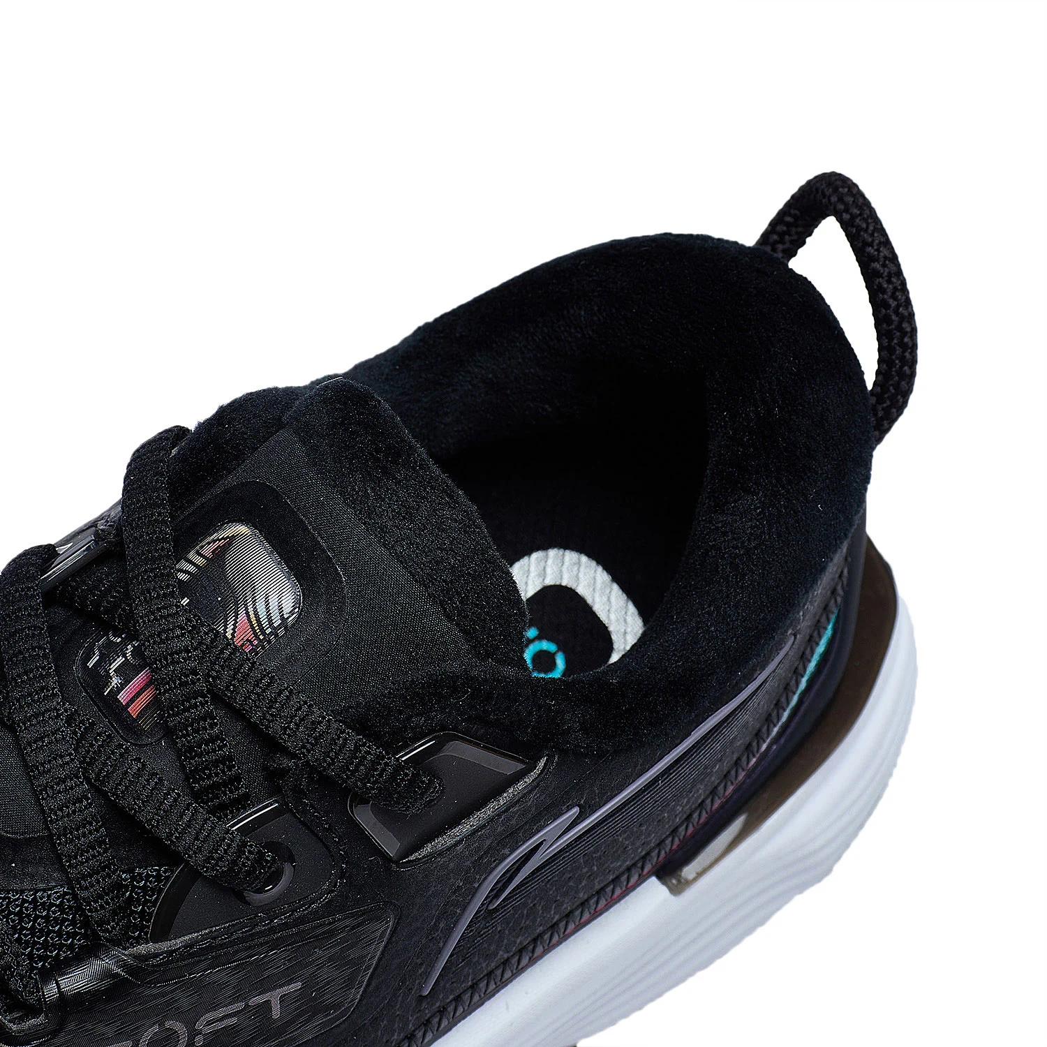 AGLT124-1 Кроссовки утепленные Soft Warm Fleece черные