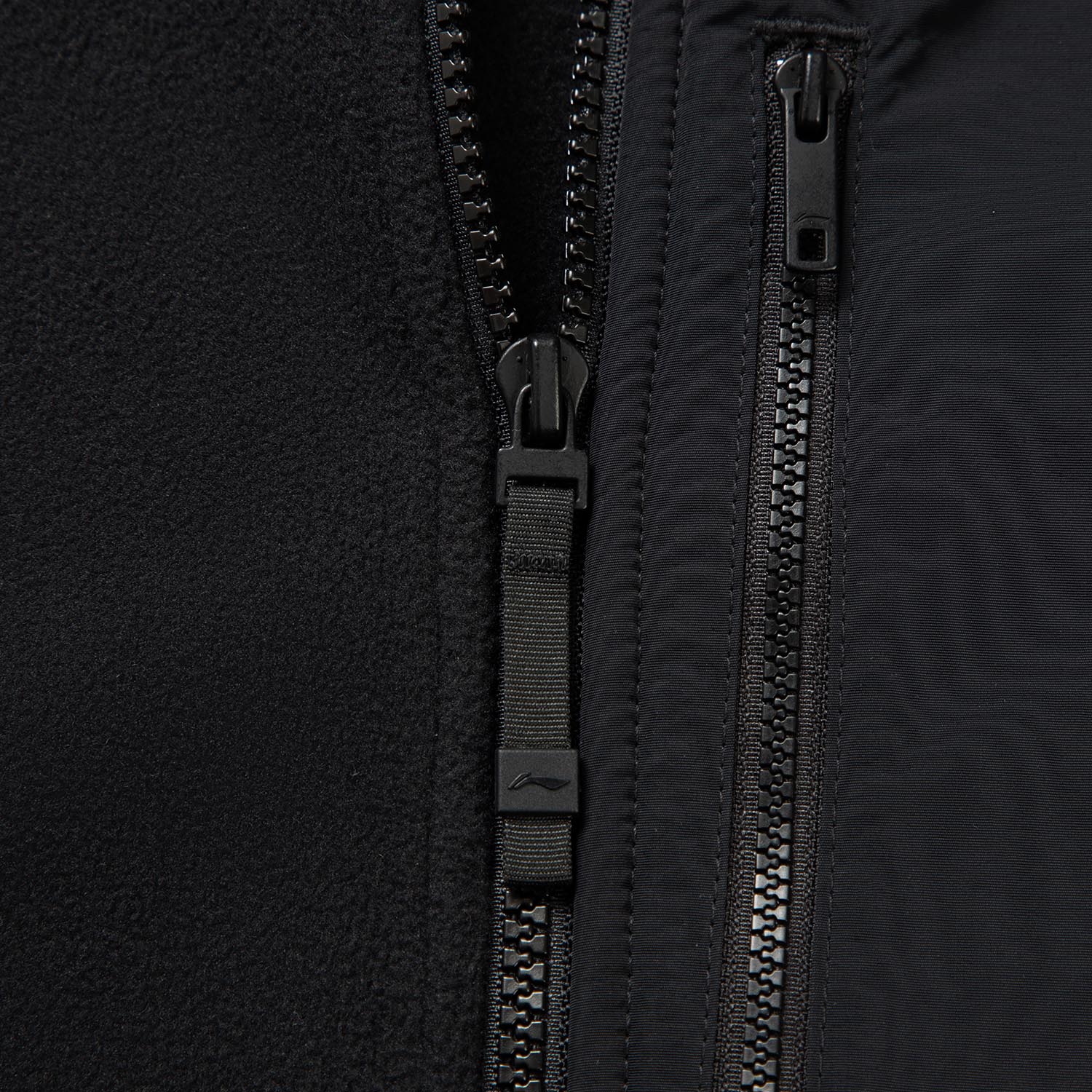 AWDV917-1 Свитшот из флиса Outdoor черный