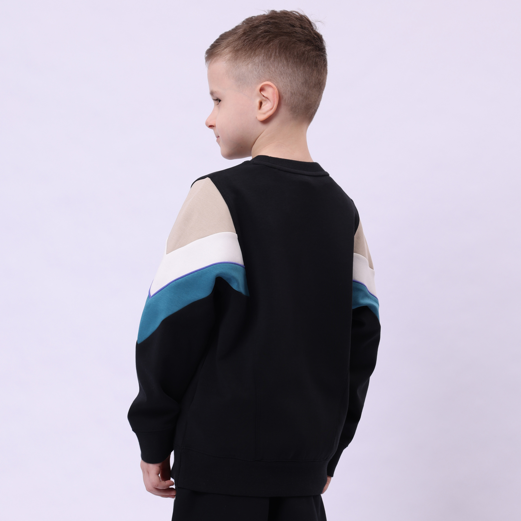 YWDU135-1 Свитшот Lifestyle черный