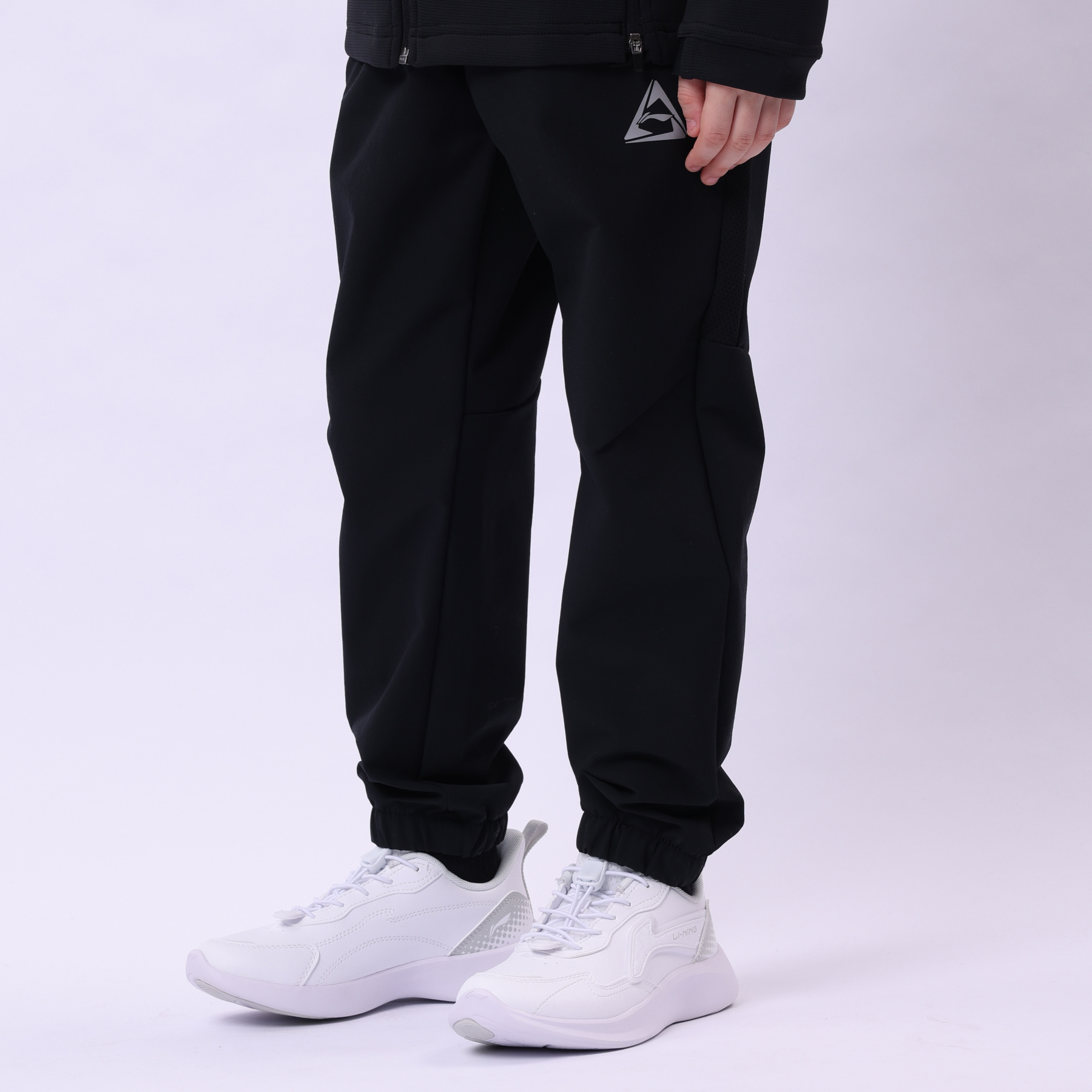 YWYU005-3 Professional Sports Knit Sports Coat Black