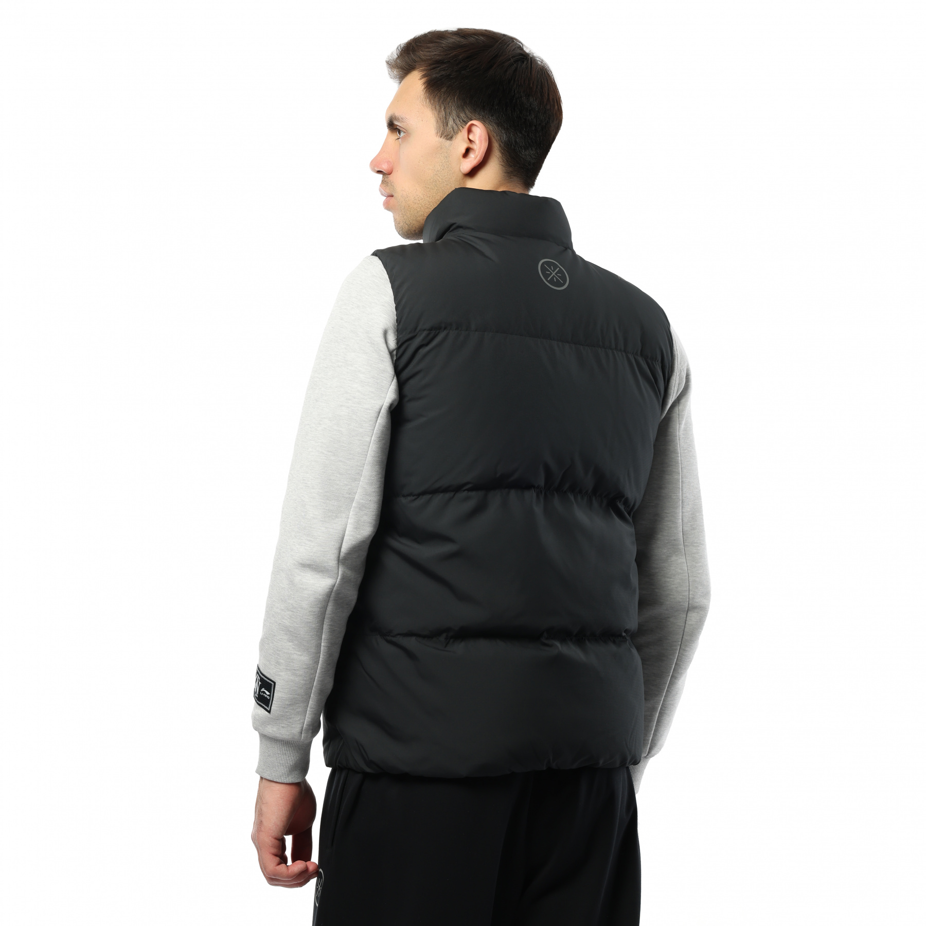 AMRV079-1 Жилет пуховый Wade Lifestyle черный