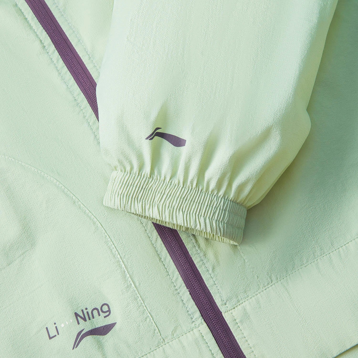 AFDV270-5 Ветровка Workout зеленый