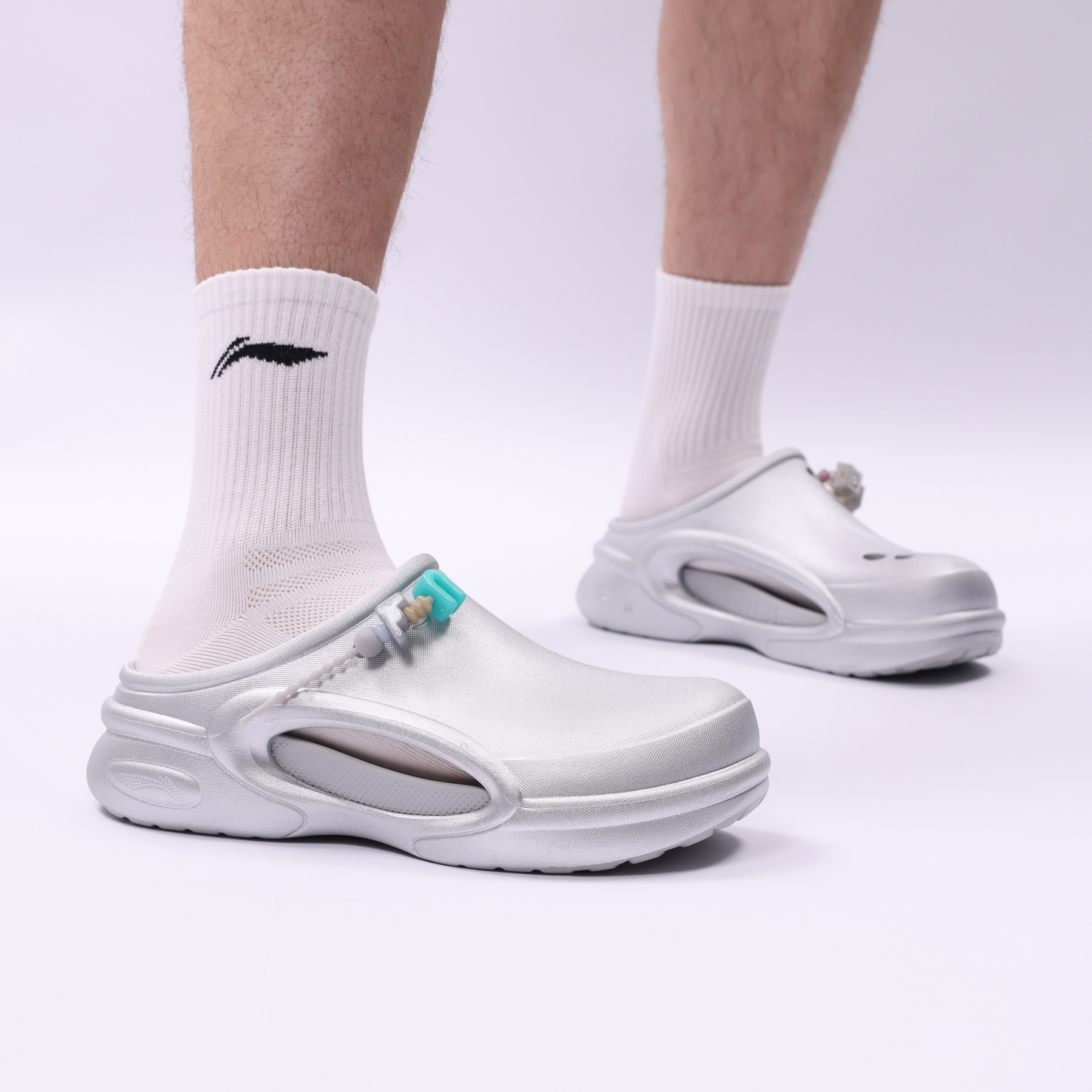 AGAV001-6 Сланцы Sports Style серебристый