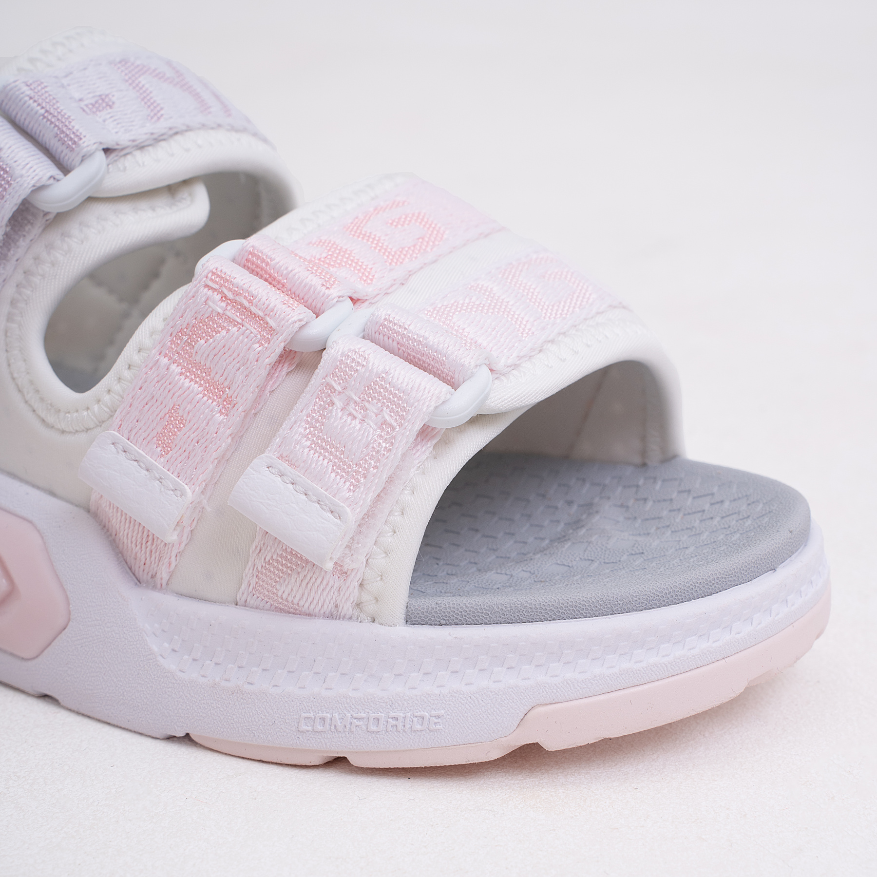 YKUU006-2 Сандалии