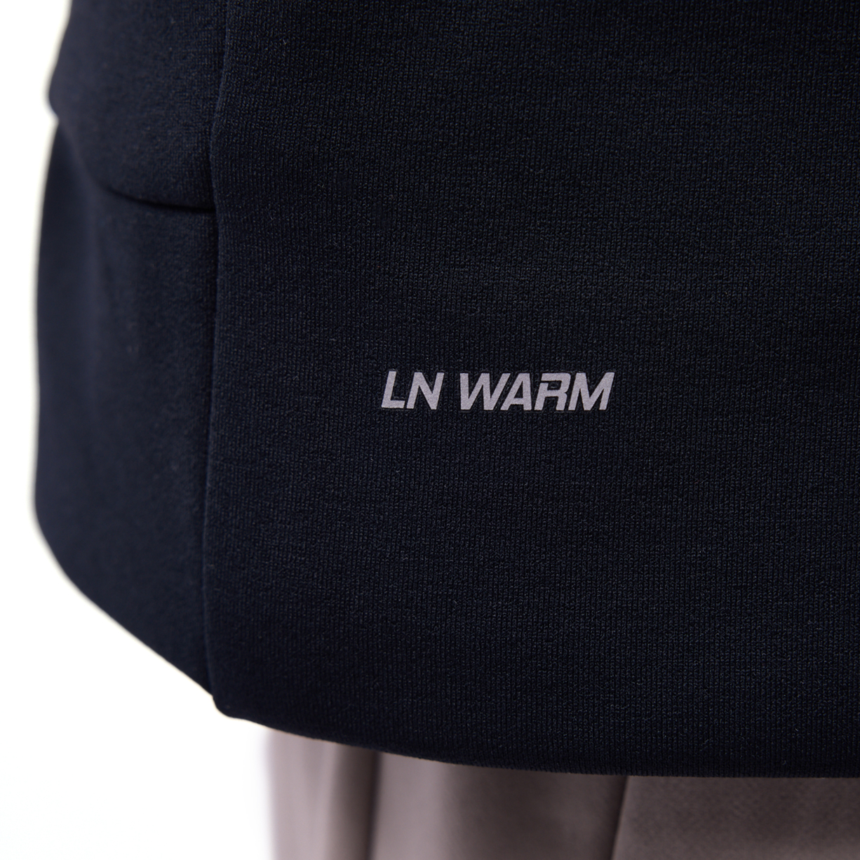 AWDV967-3 Куртка Essentials черный