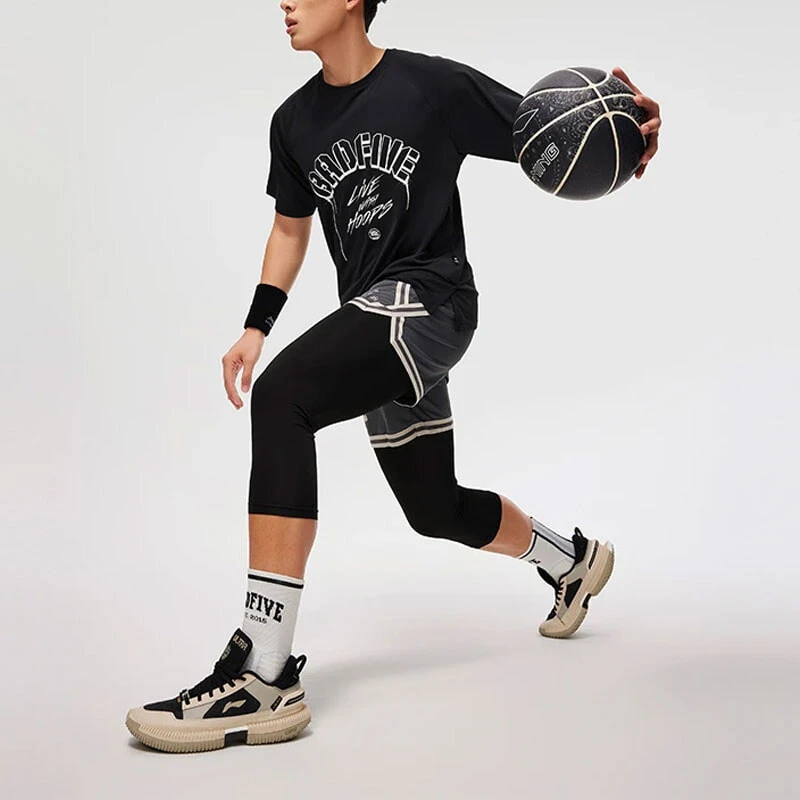 ATSU437-1 Футболка Basketball черная