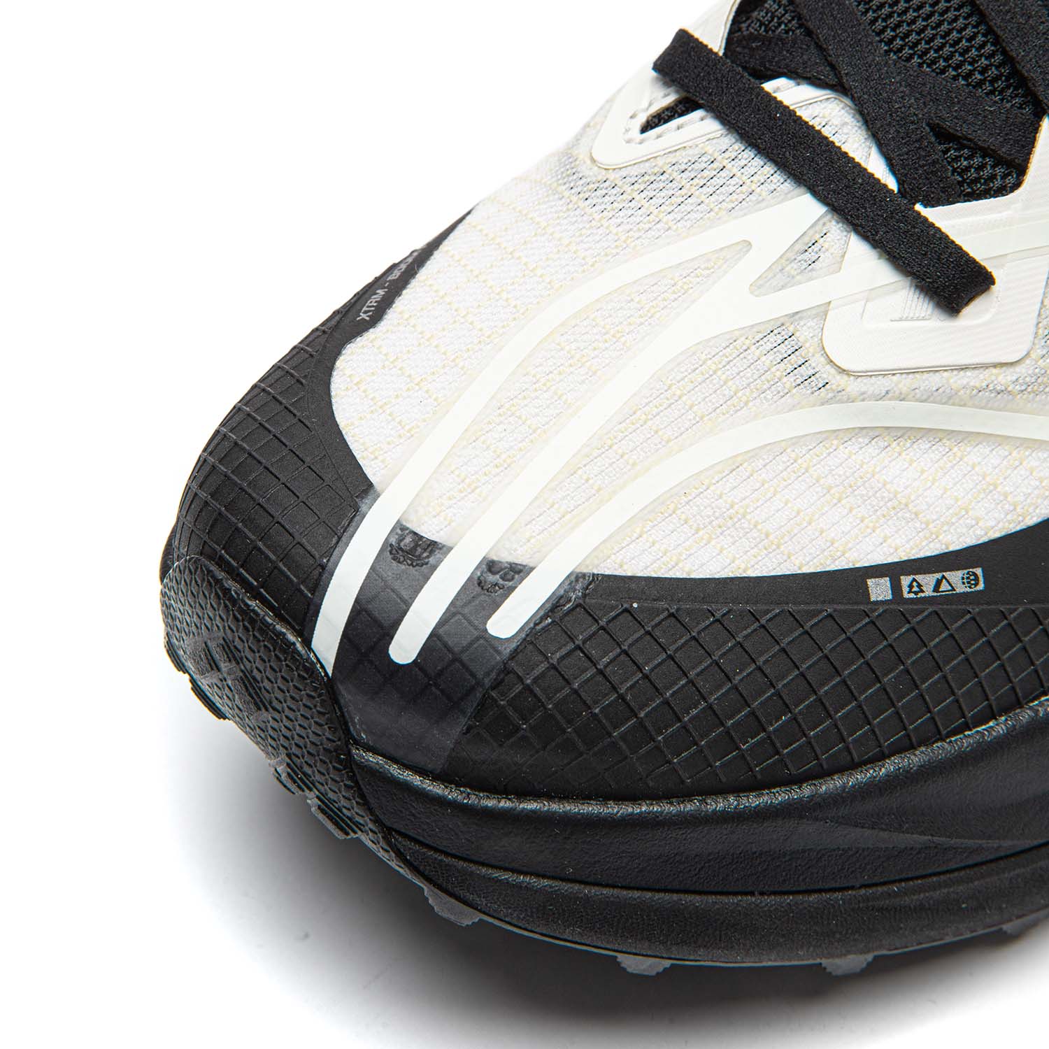 ARNW009-14 Кроссовки беговые Professional Running белый / черный