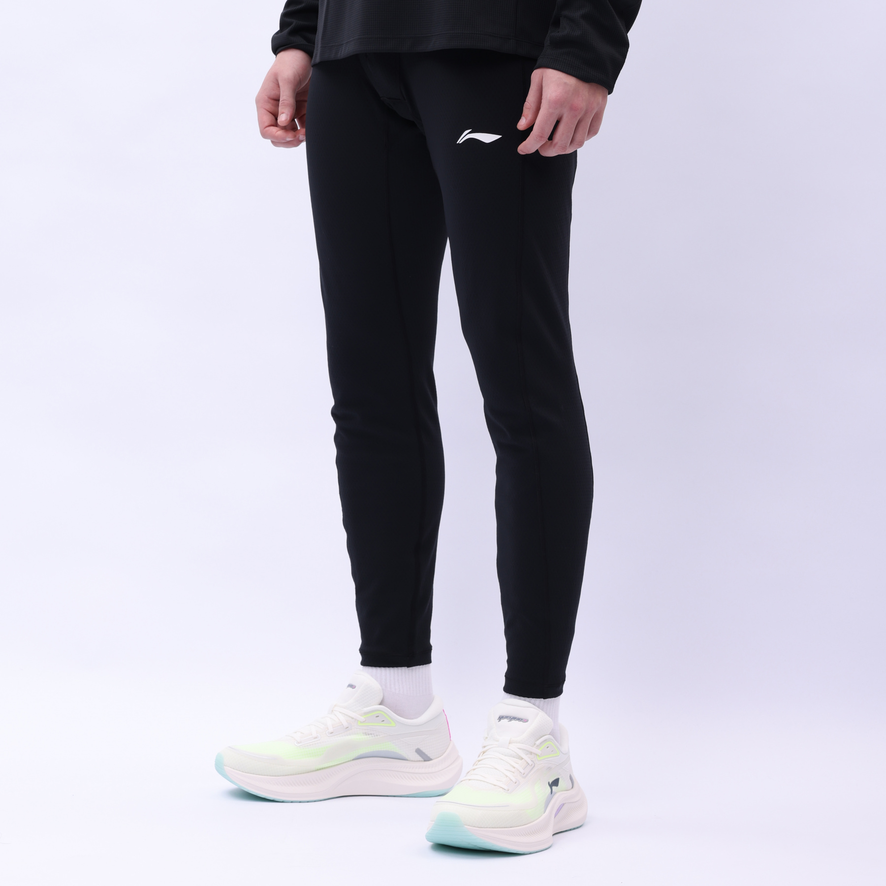 AULV037-1 Тайтсы Workout черный