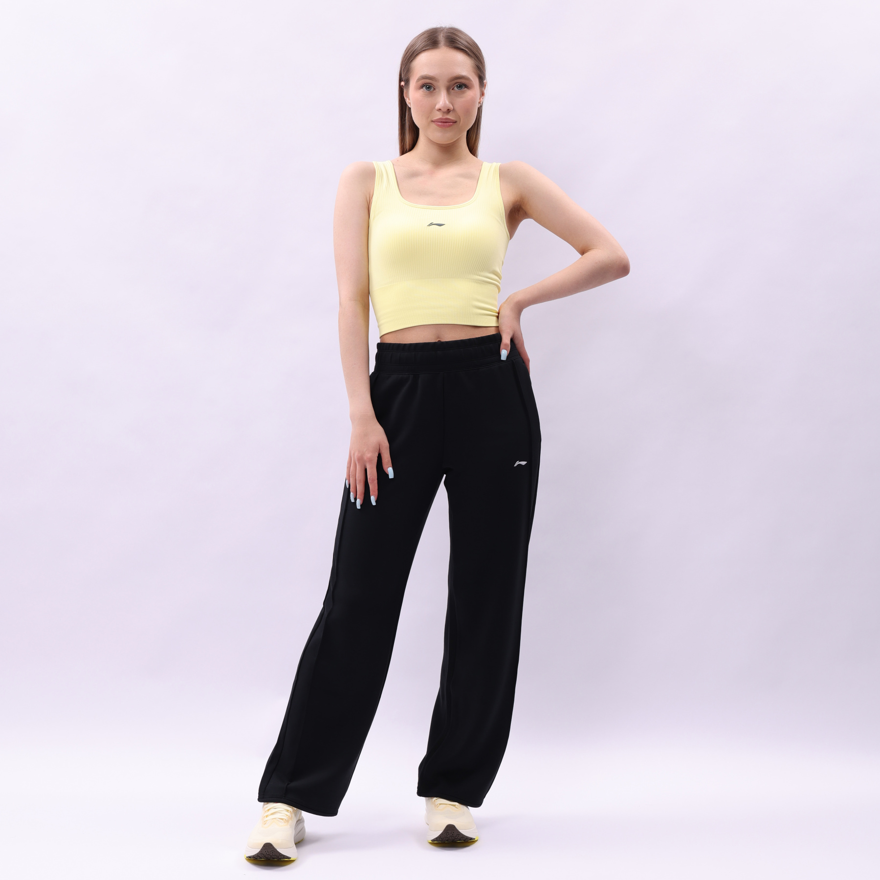 AKLV304-1 Брюки спортивные Workout черный