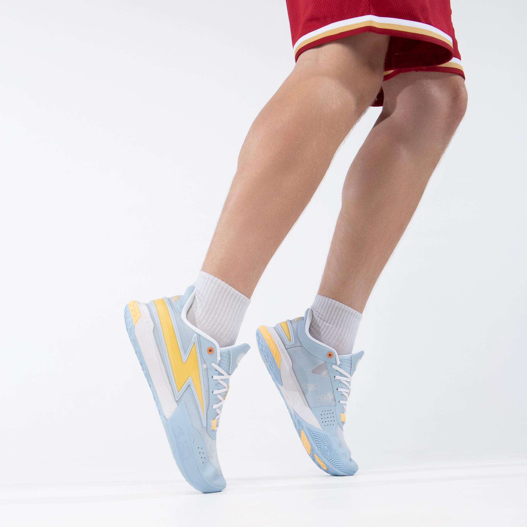 ABPU027-3 Баскетбольные кроссовки Wade Flash голубые