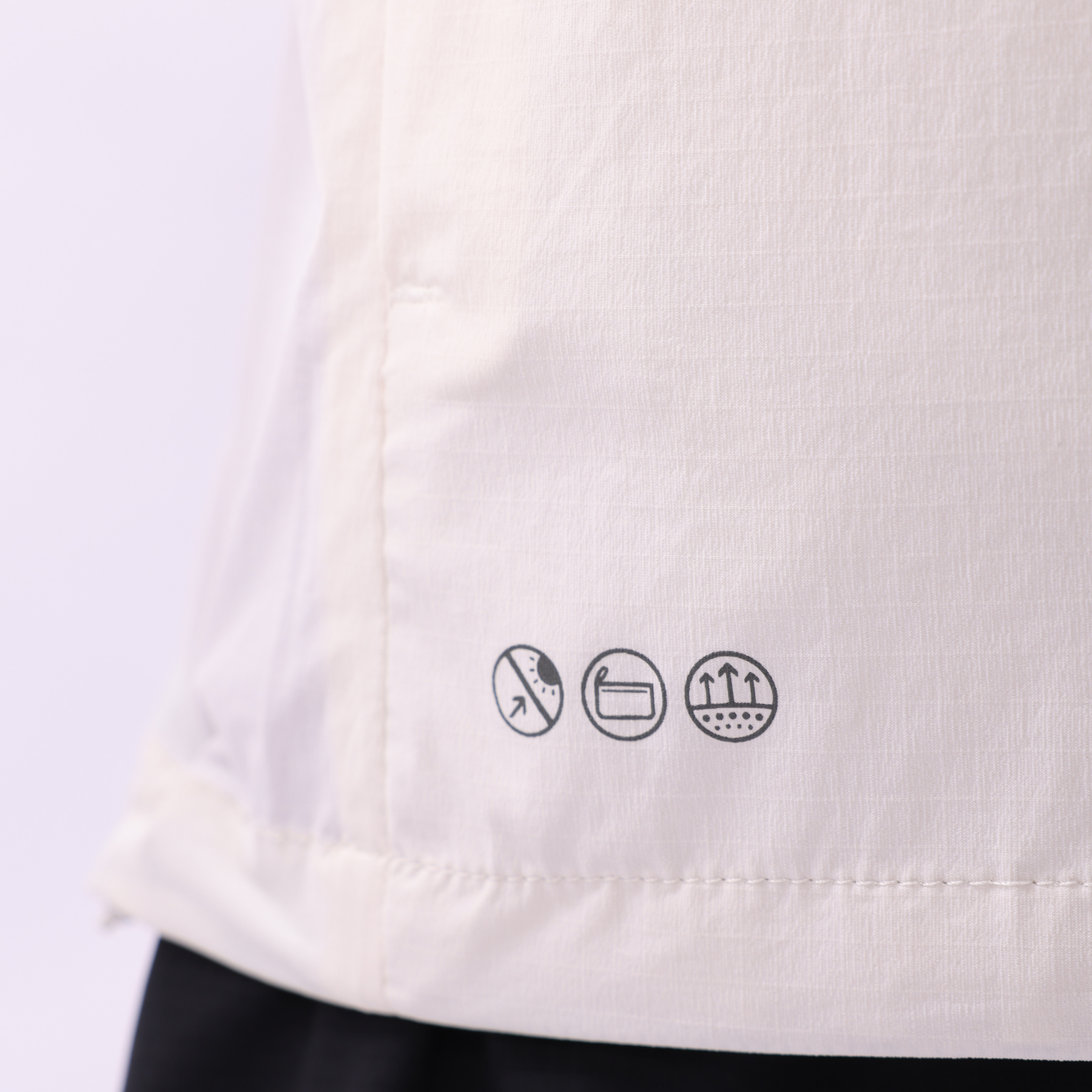 AFDV248-1 Ветровка Jogging белый