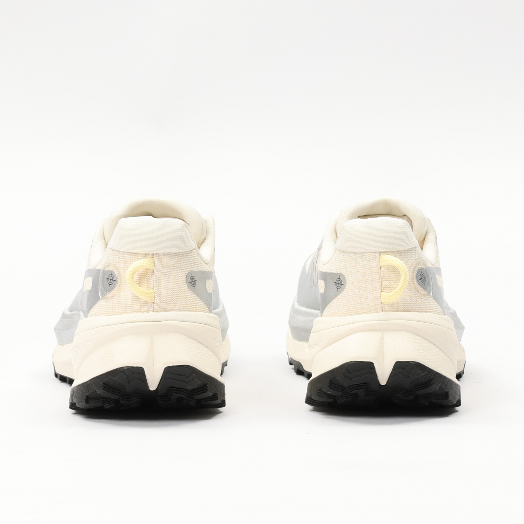 ARNV010-3 Кроссовки беговые Lu 2 Pro бежевый