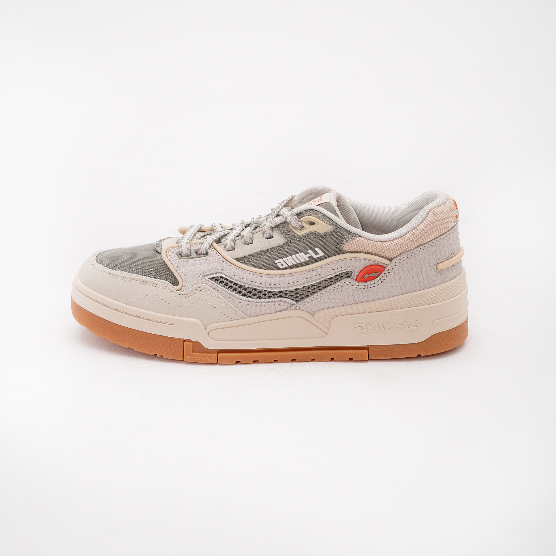 AGCU053-2 Кроссовки 001 BTC