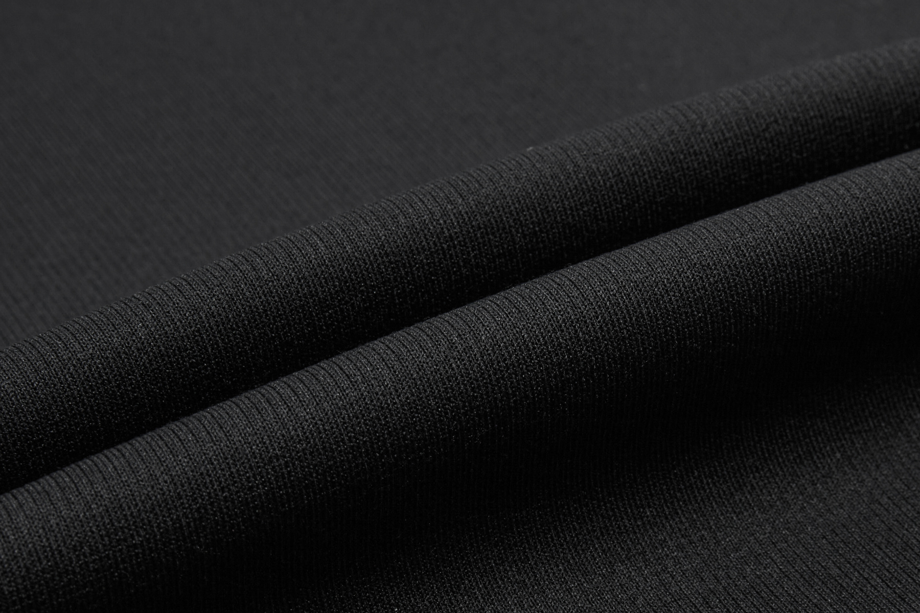 AKLW037-3 Брюки джоггеры Essentials черный