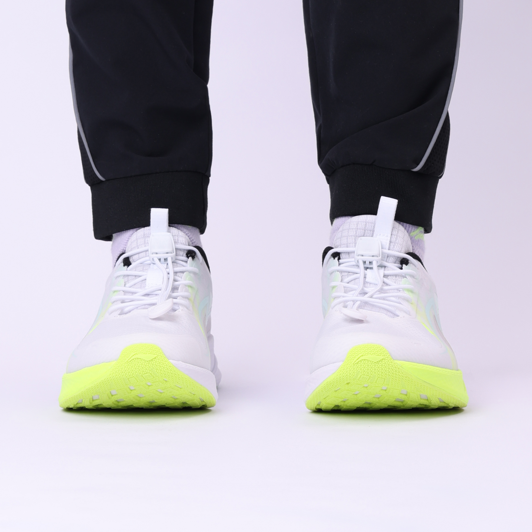 YKFU032-7 Беговые кроссовки