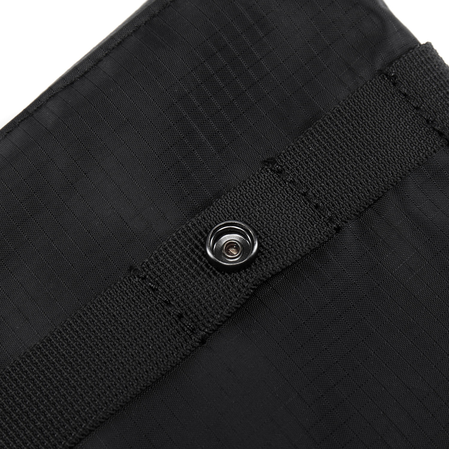 ABDV219-1 Сумка Trail Running черный