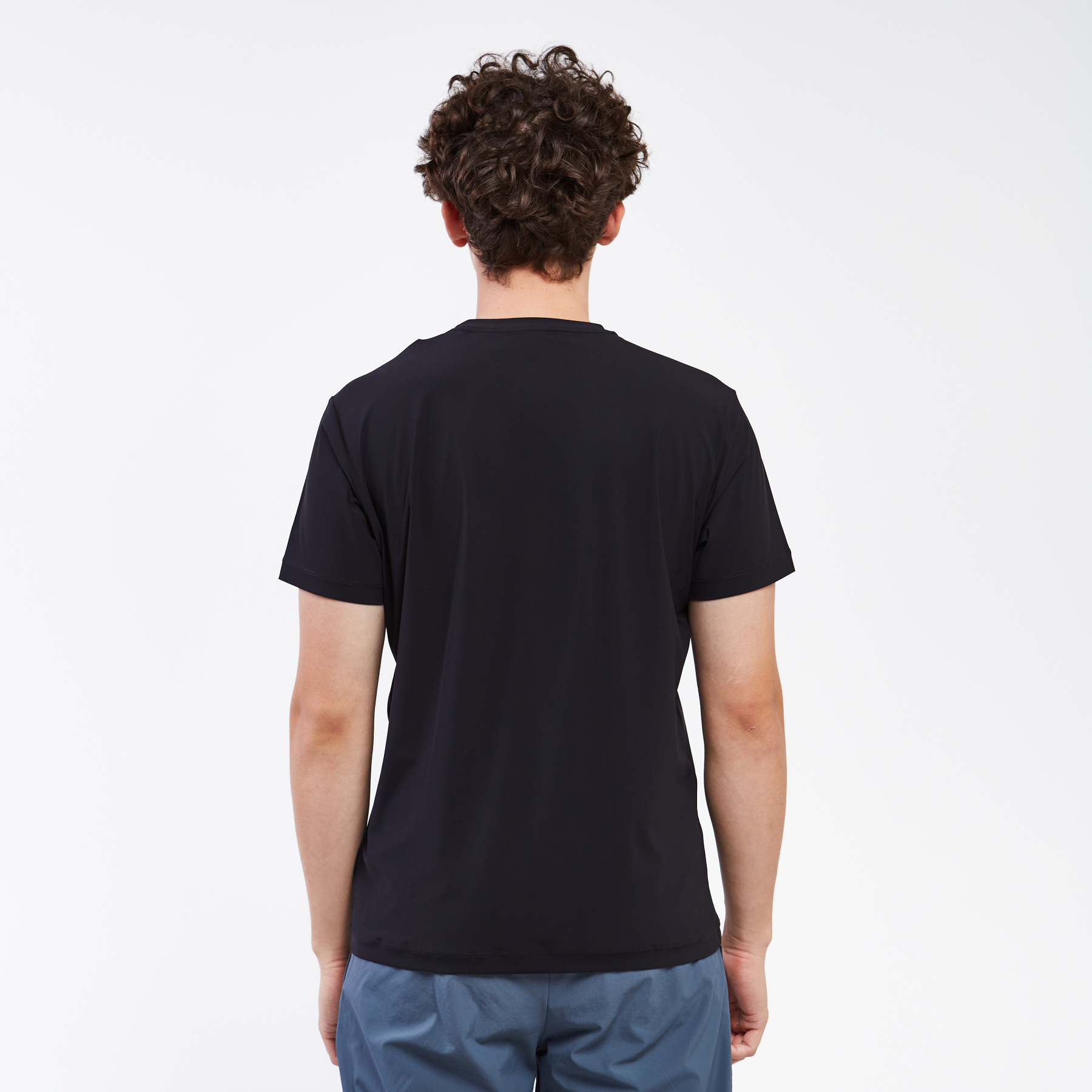 ATSU063-1 Футболка Fitness черная