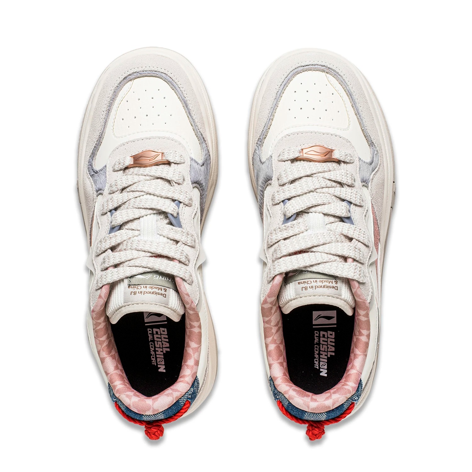 AGCU032-1 Кроссовки Future C1