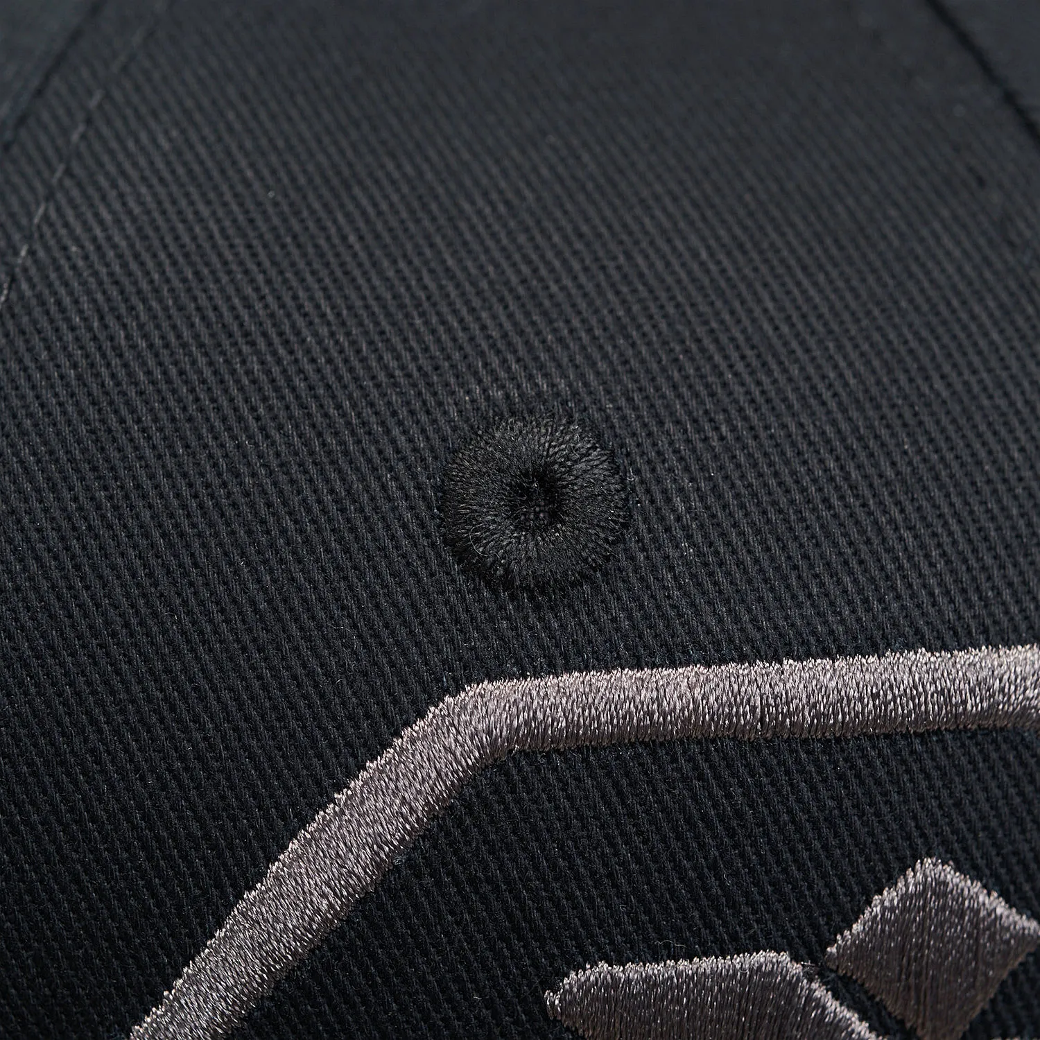 AMYS281 Кепка Basketball черная