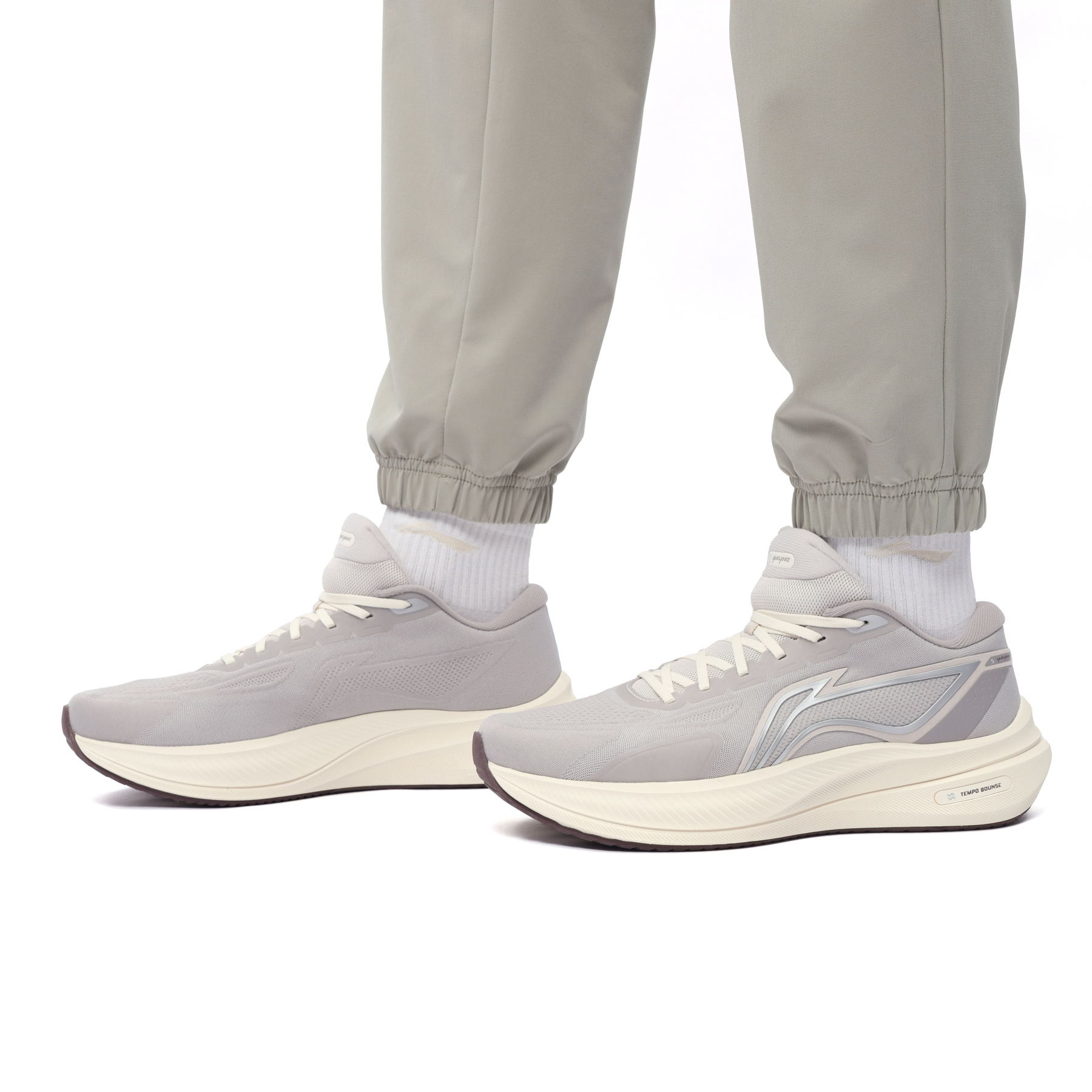 AYKW049-1 Брюки спортивные Essentials зеленый