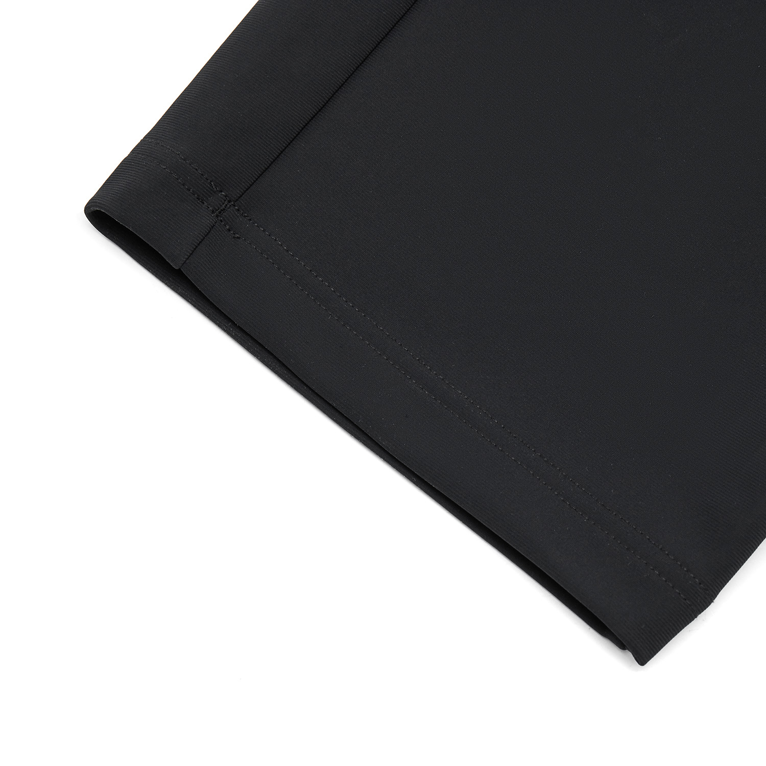 AKYW003-2 Брюки джоггеры Essentials черный