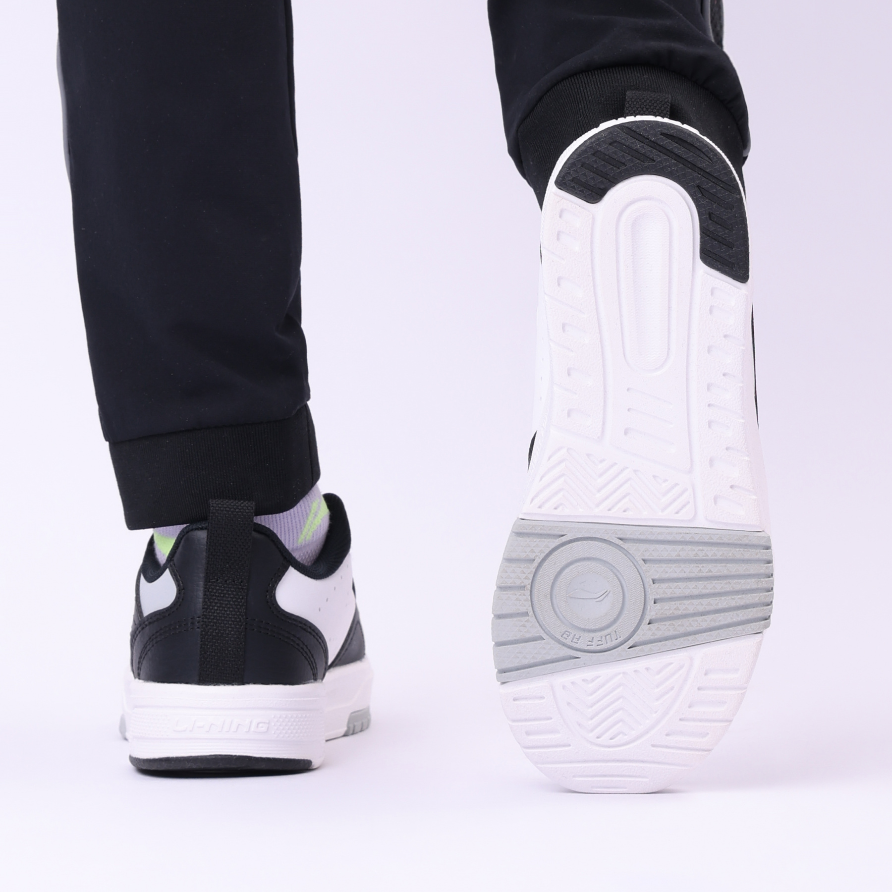 YKCU126-15 Кроссовки Lifestyle черные