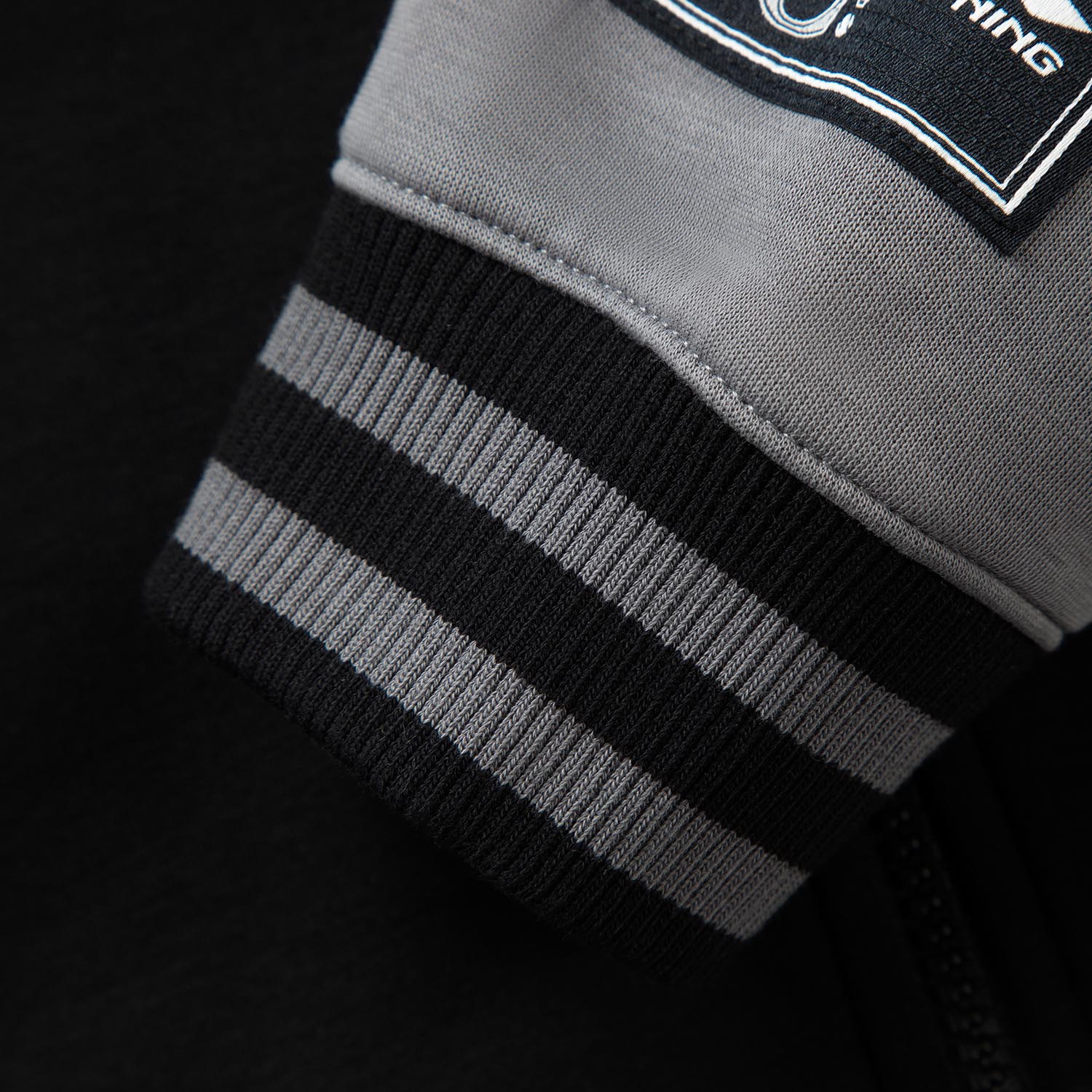 AFDVA73-3 Куртка Sports Style черный