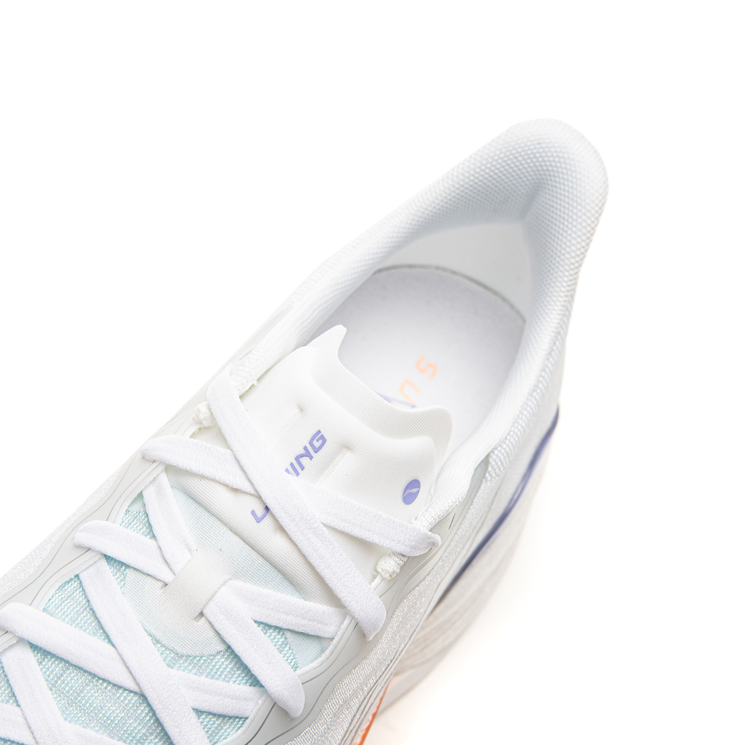 ARBV001-53 Кроссовки беговые Super Light 22 белый