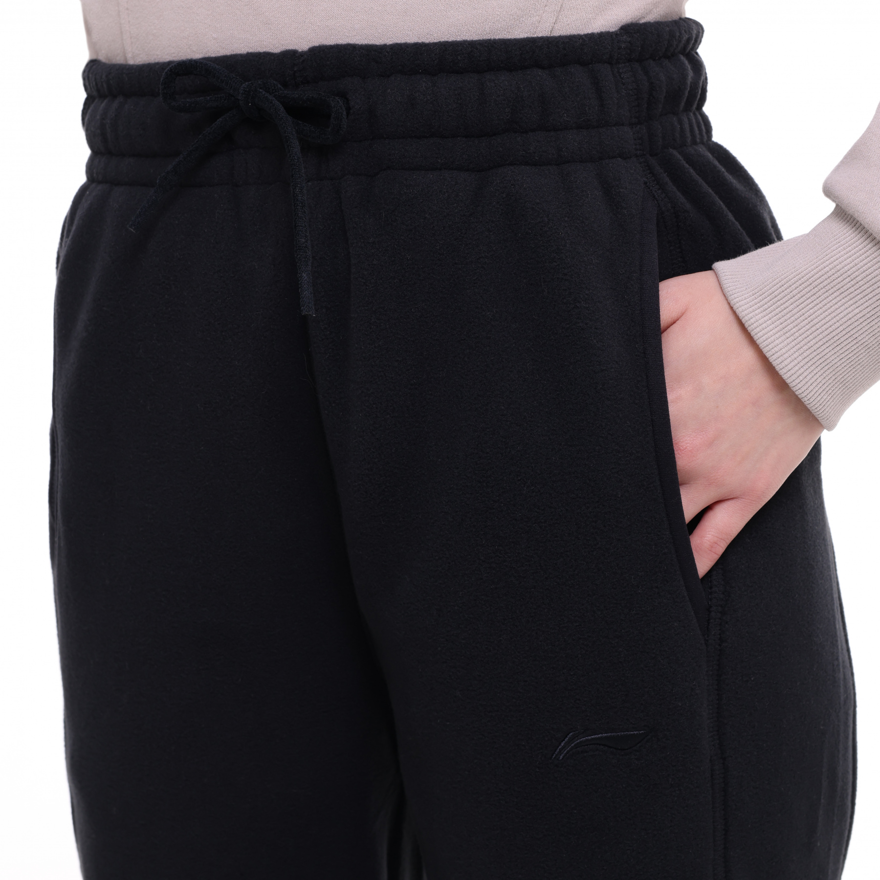 AKYU432-4 Брюки спортивные Workout черные