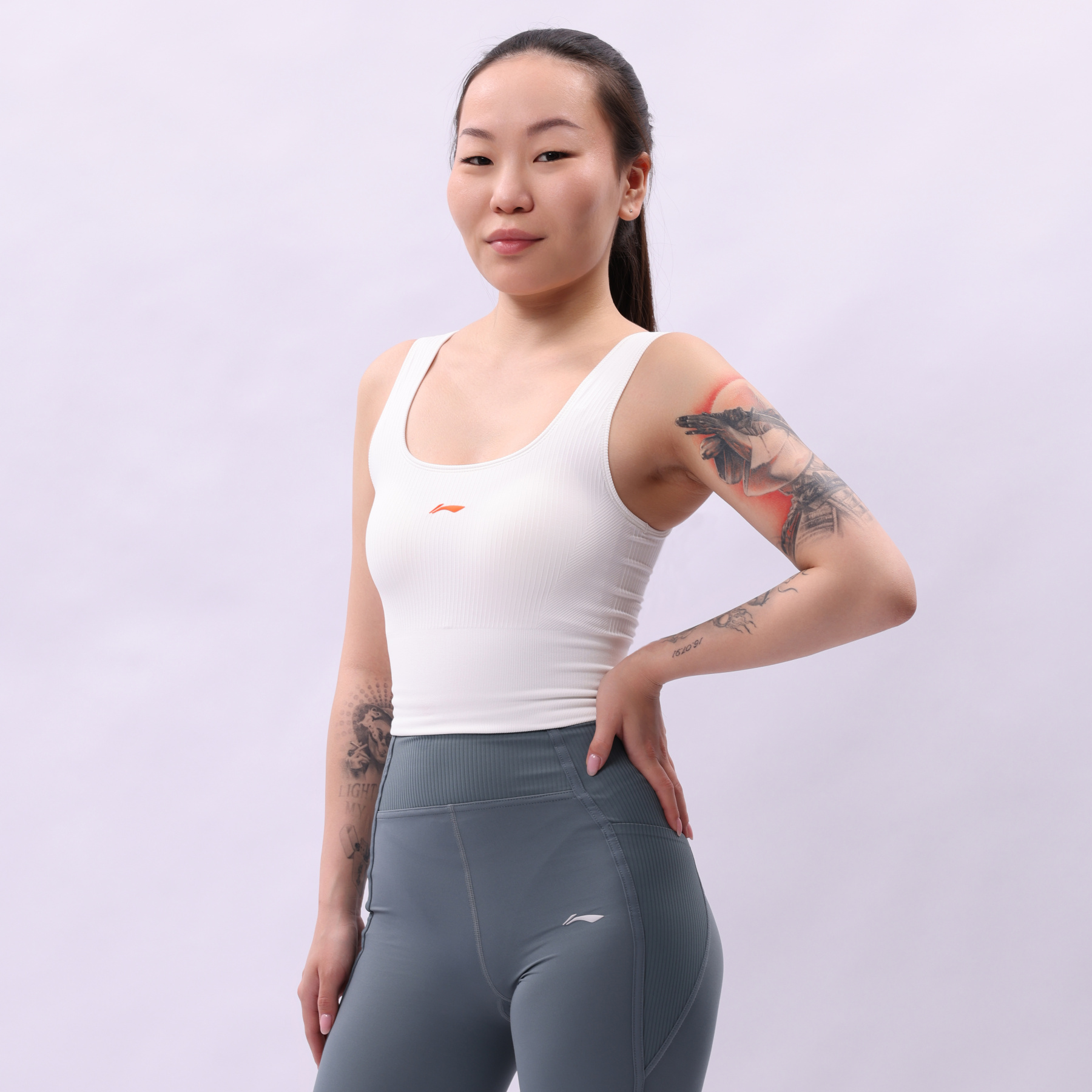 AUDV040-5 Майка Workout белый